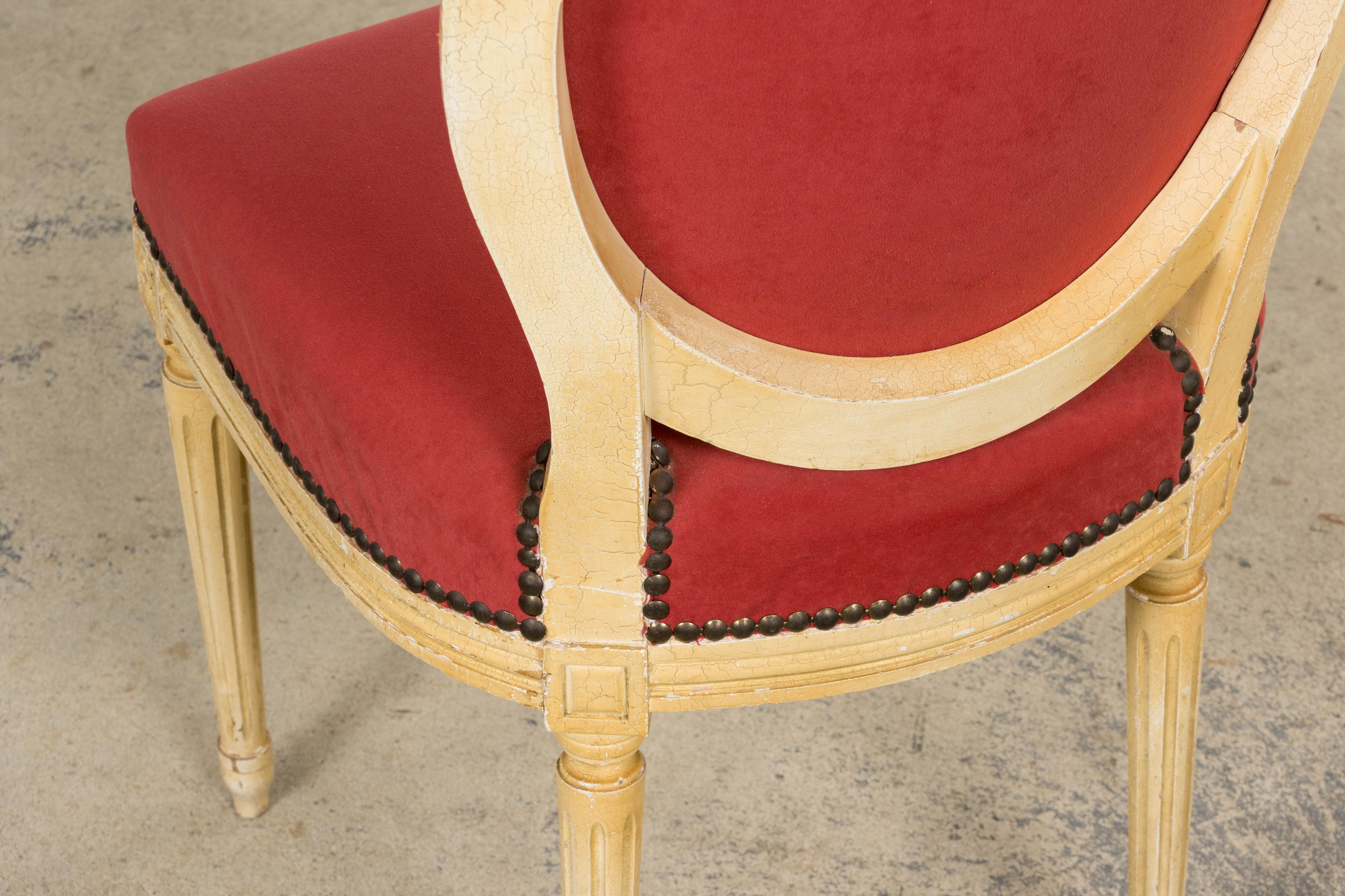 Antique French Luigi XVI  Sedie da pranzo dipinte in velluto lampone - Set di 8 in vendita 9