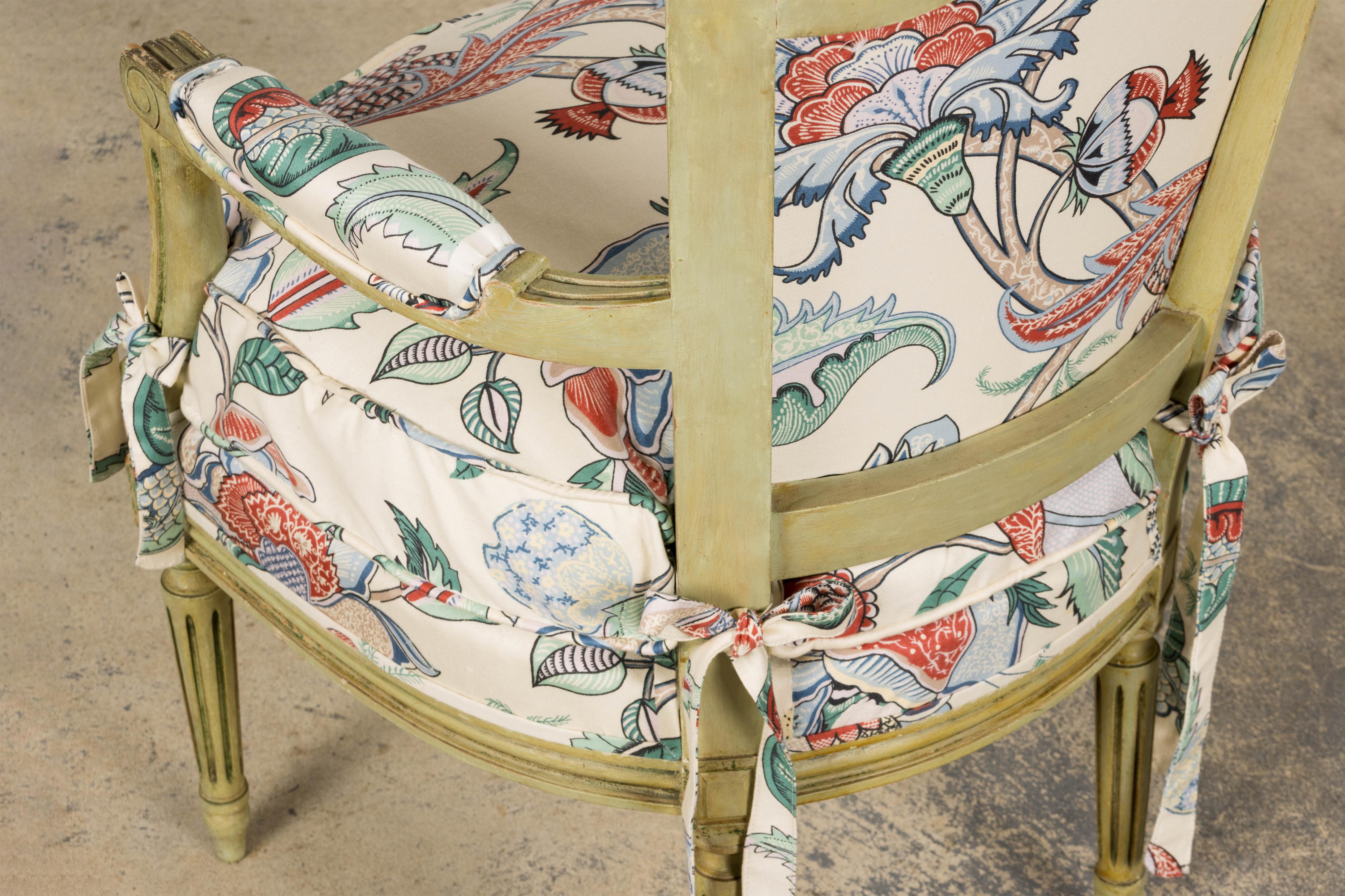 Antique French Louis XVI Painted Green Dining Chairs in Floral Fabric- Set of 6 in vendita 12