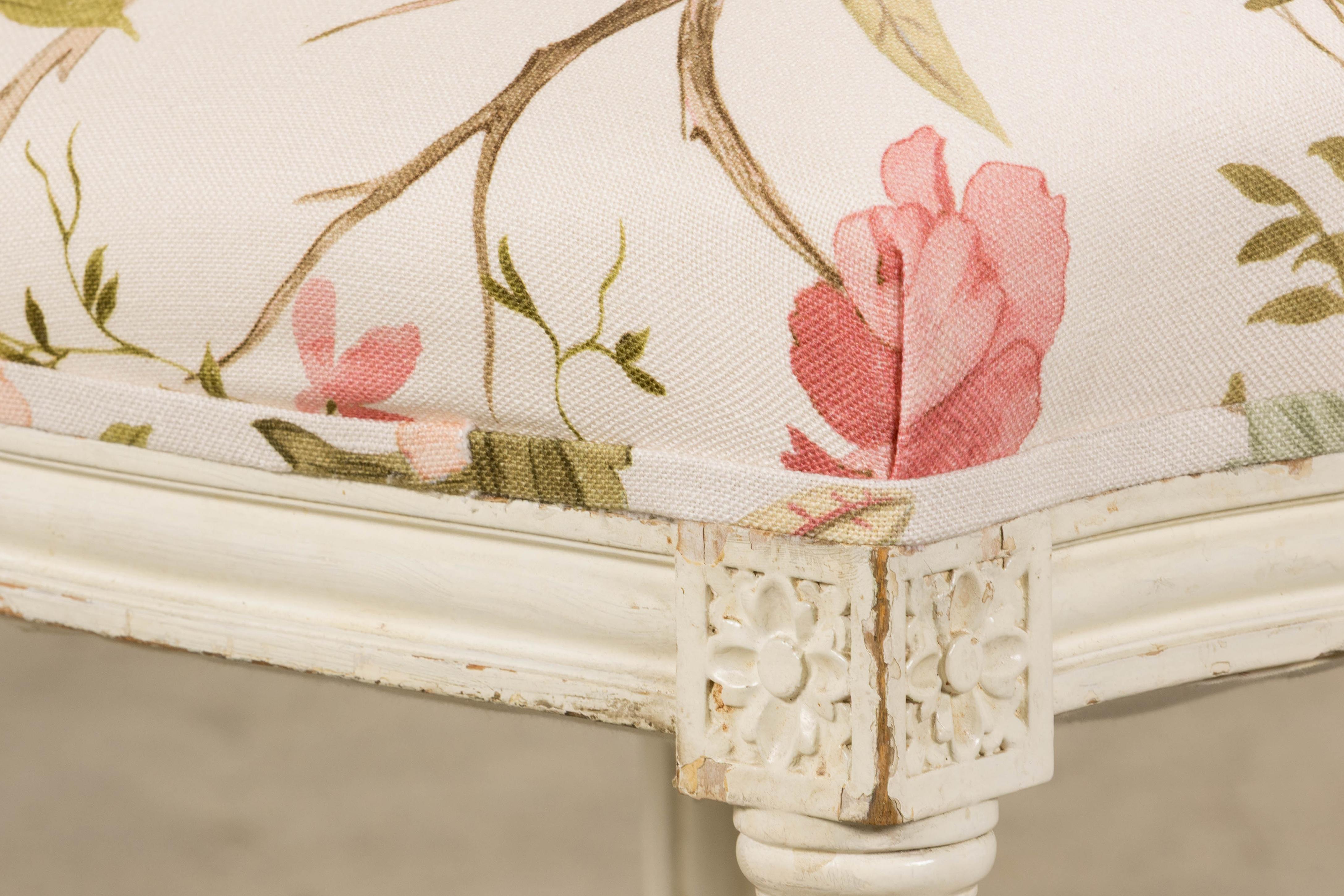 Antique French Louis XVI Painted Side Chairs in Pink Chinoiseries Fabric- A Pair For Sale 5