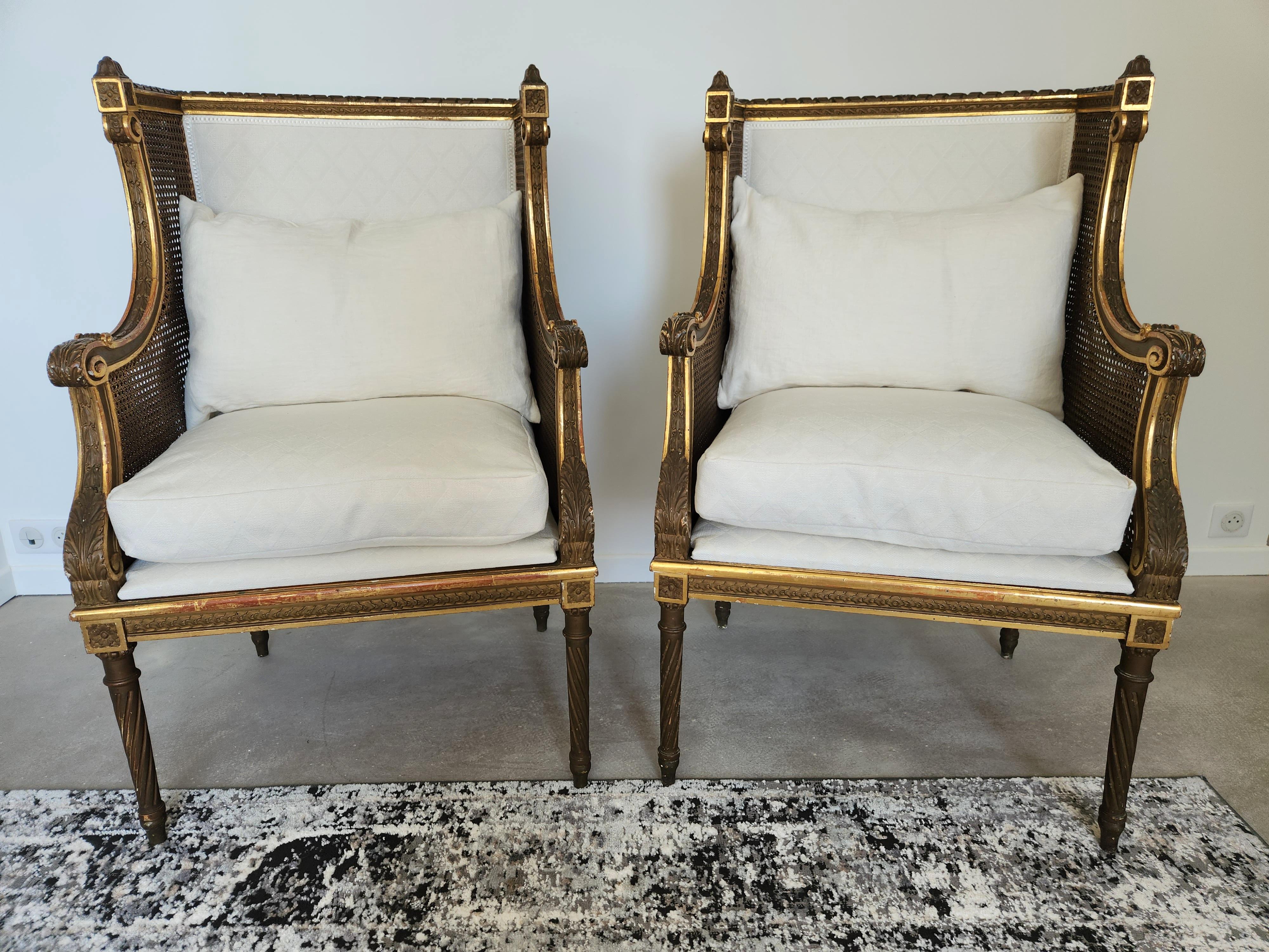 Antique French Louis XVI Pair Of Armchair, Gilded Wood, 18th Century For Sale 11