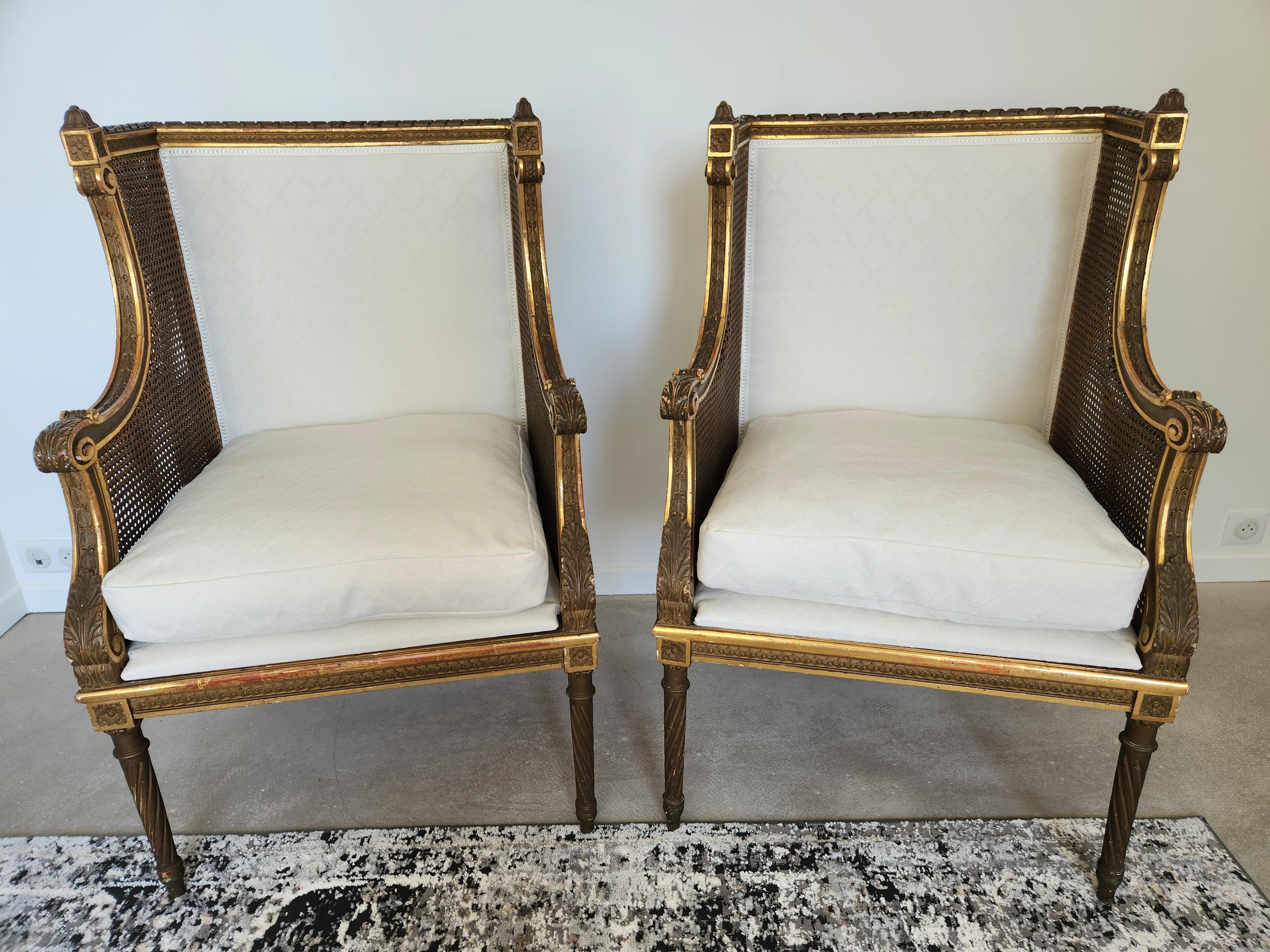 Antique French Louis XVI Pair Of Armchair, Gilded Wood, 18th Century For Sale 12