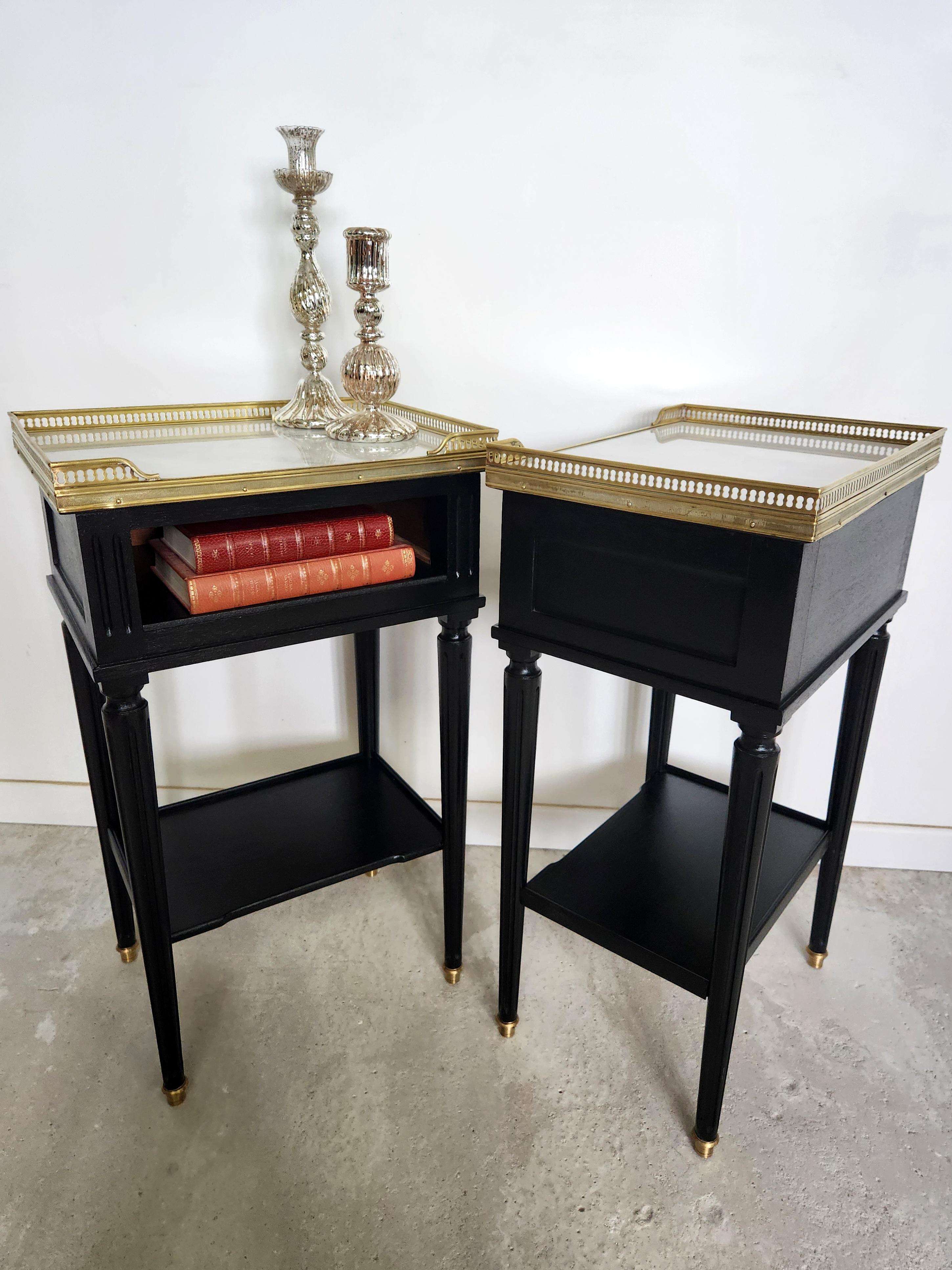 Antique French Louis XVI Pair Of Nightstands End Tables Marble & Bronze For Sale 9