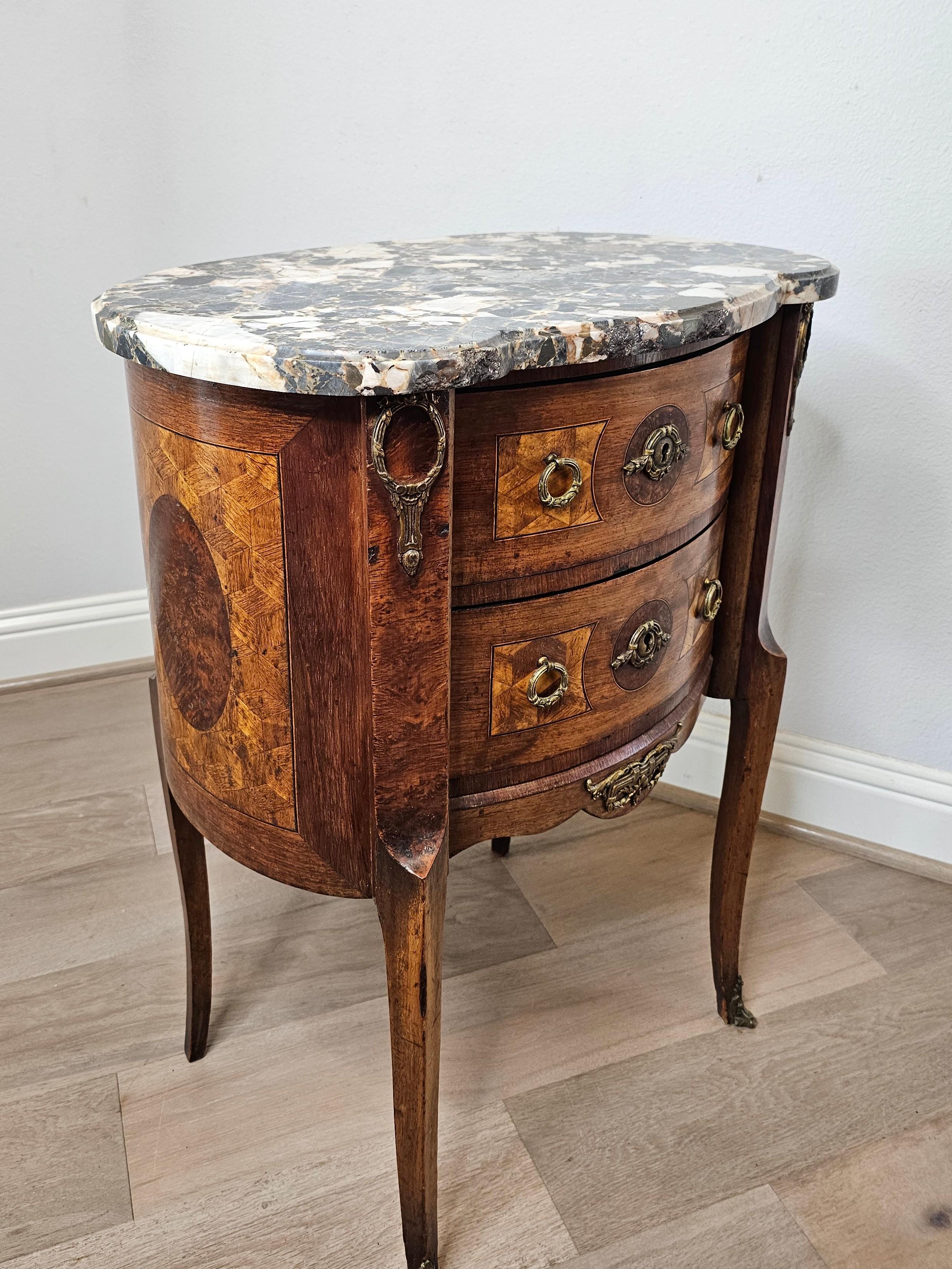 A elegant antique French Fin de Siecle Belle Epoque period bedside cabinet commode stand, circa 1895 (today, it would make for a wonderful nightstand, side table or petite hall console)

Exquisitely hand-crafted in France at the turn of the late