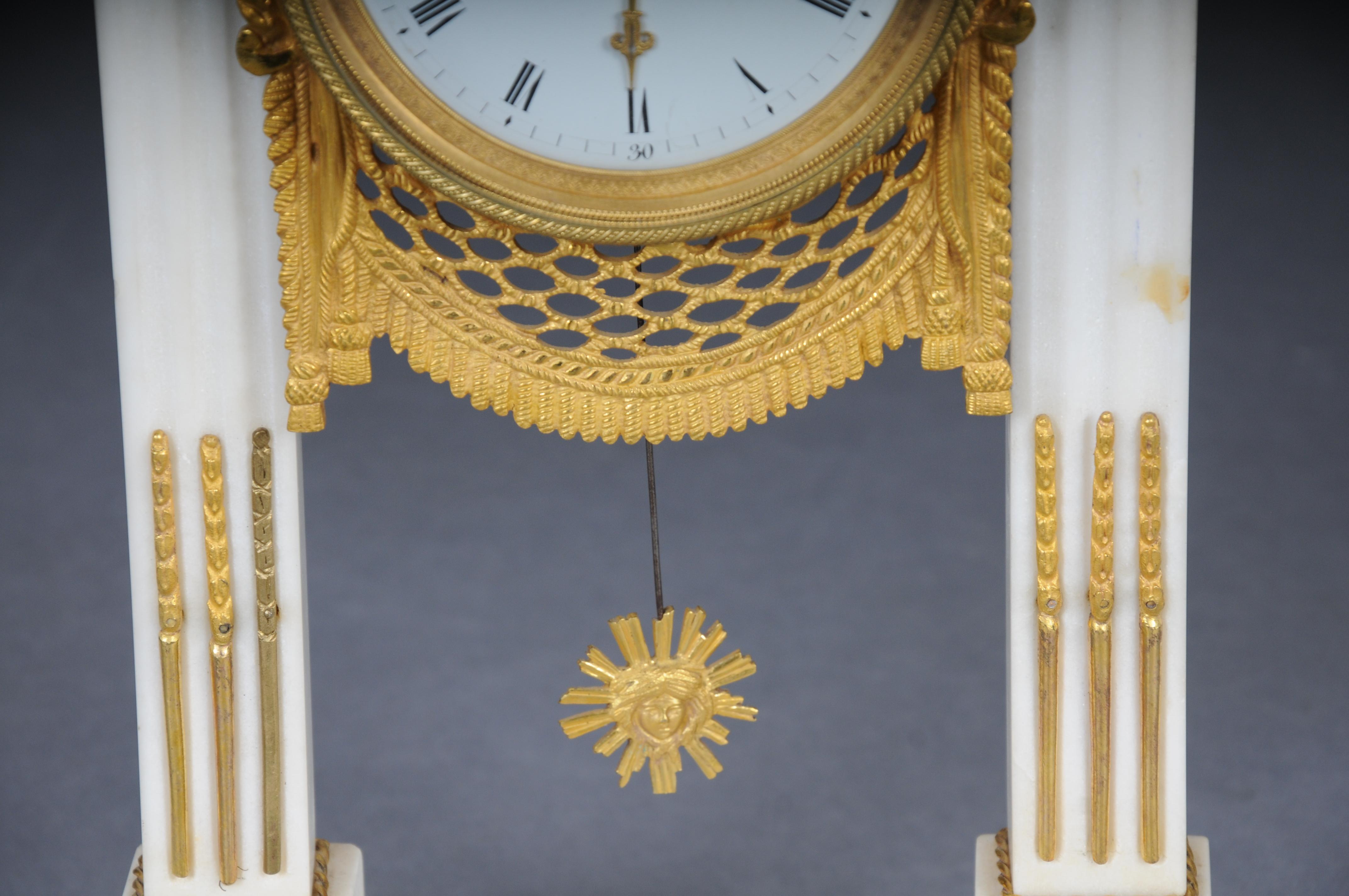 Antique French Louis XVI portal clock, Paris, circa 1880 In Good Condition For Sale In Berlin, DE