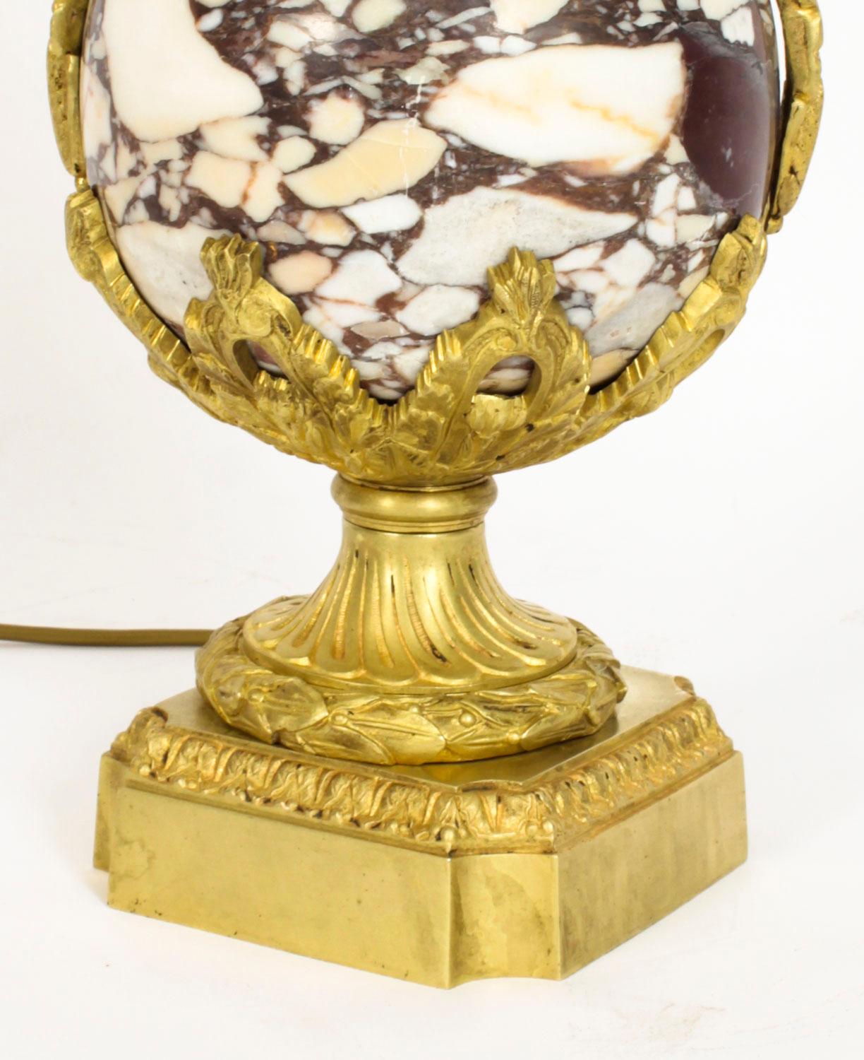 Antique French Louis XVI Revival Ormolu Mounted Marble Table Lamp 1860s For Sale 4
