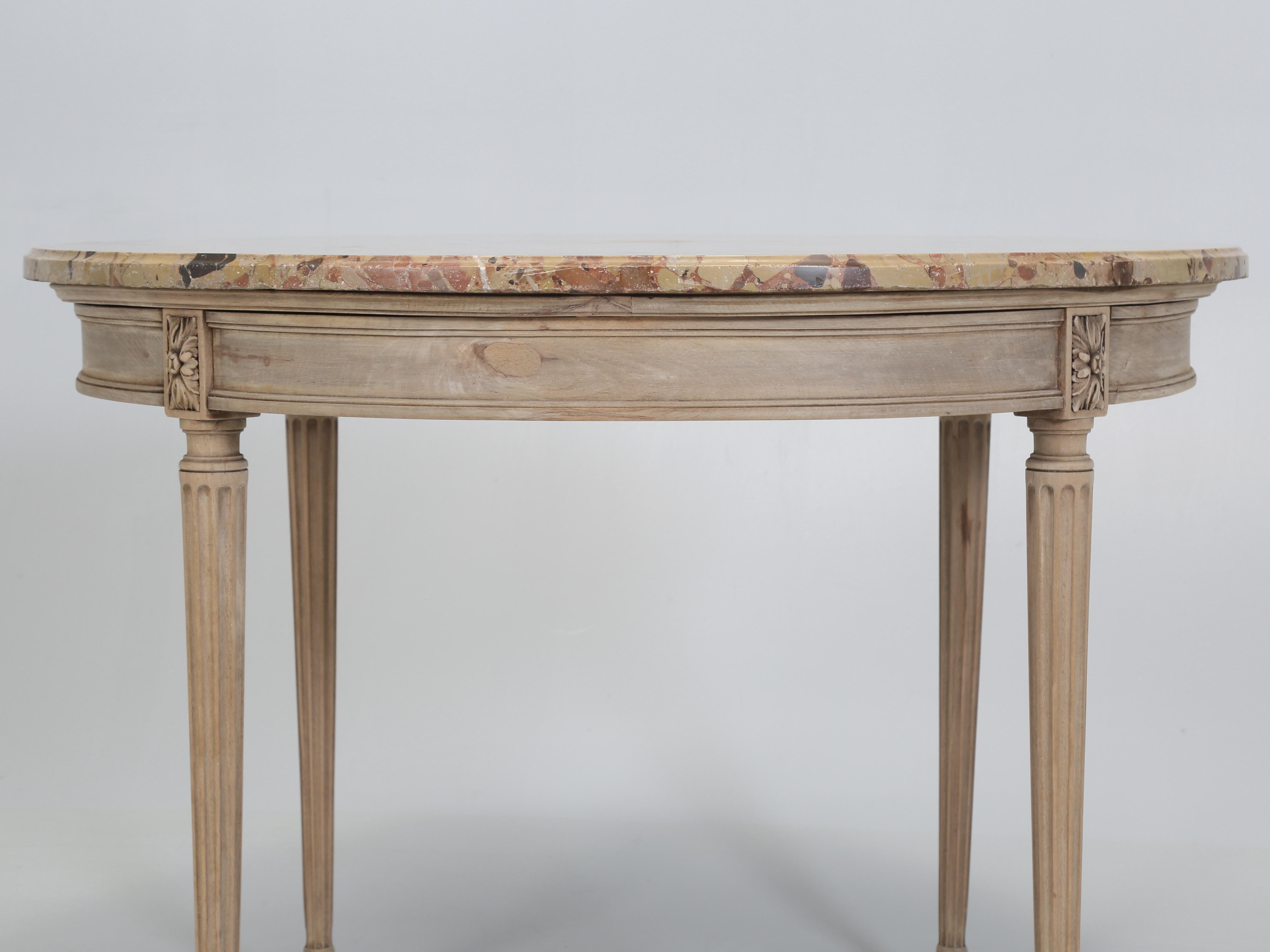 Antique French Louis XVI Round Dining Table, Game Table or End Table c1900's For Sale 1