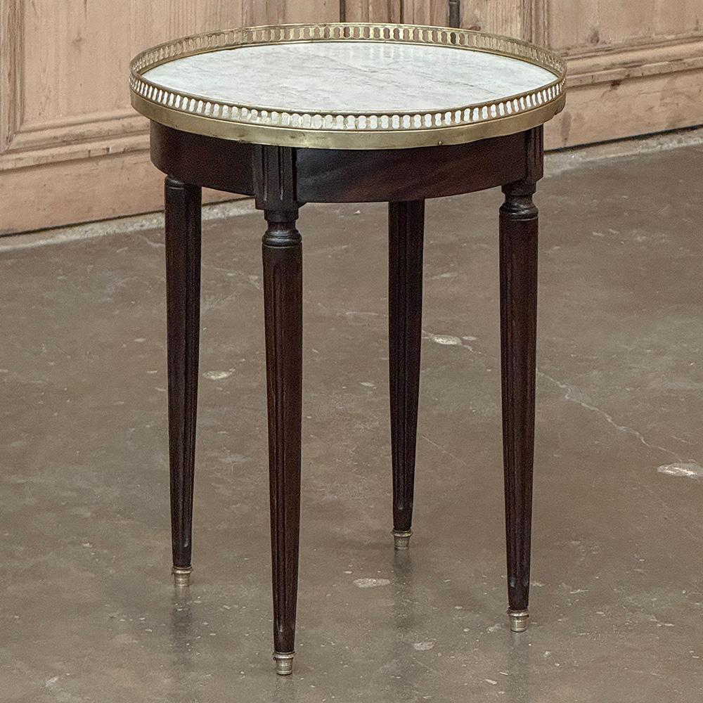 Hand-Crafted Antique French Louis XVI Round Mahogany End Table with Carrara Marble For Sale