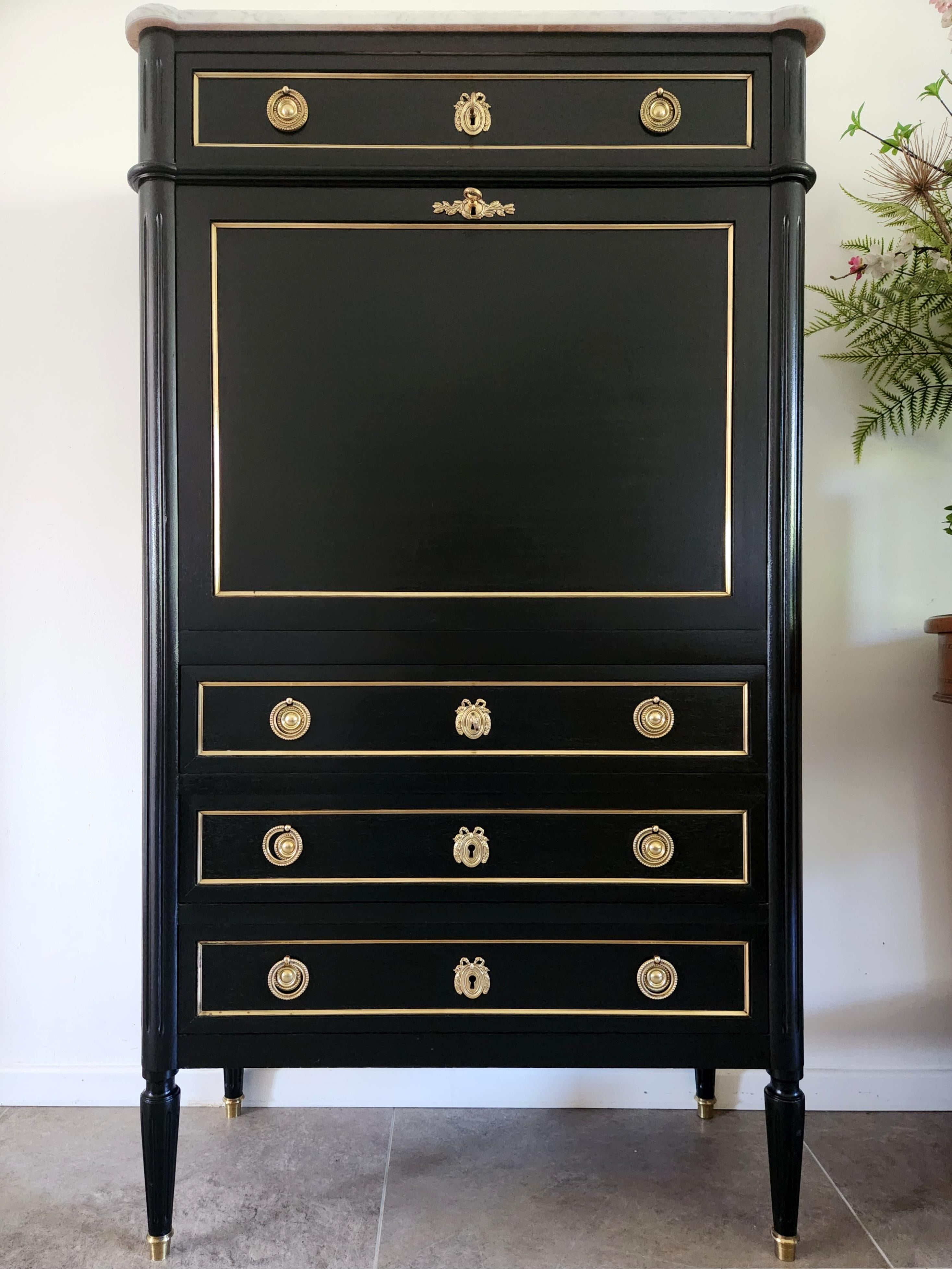 Antigua cómoda secreter francesa Luis XVI, mármol de Carrara en Bueno estado para la venta en Senonches, Centre-Val de Loire