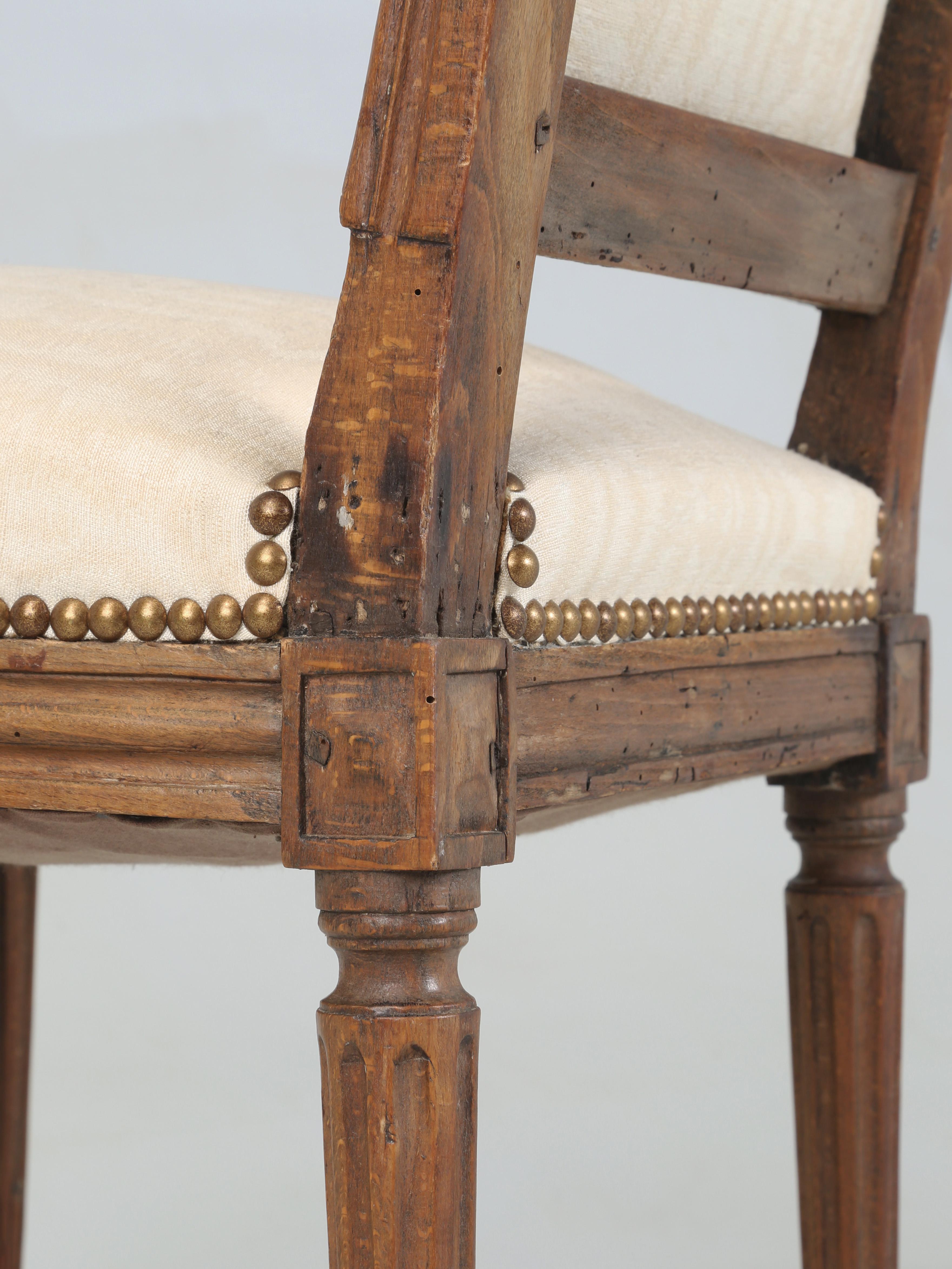 Antique French Louis XVI Side Chair in Hand-Carved Walnut Over 200-Years Old For Sale 10
