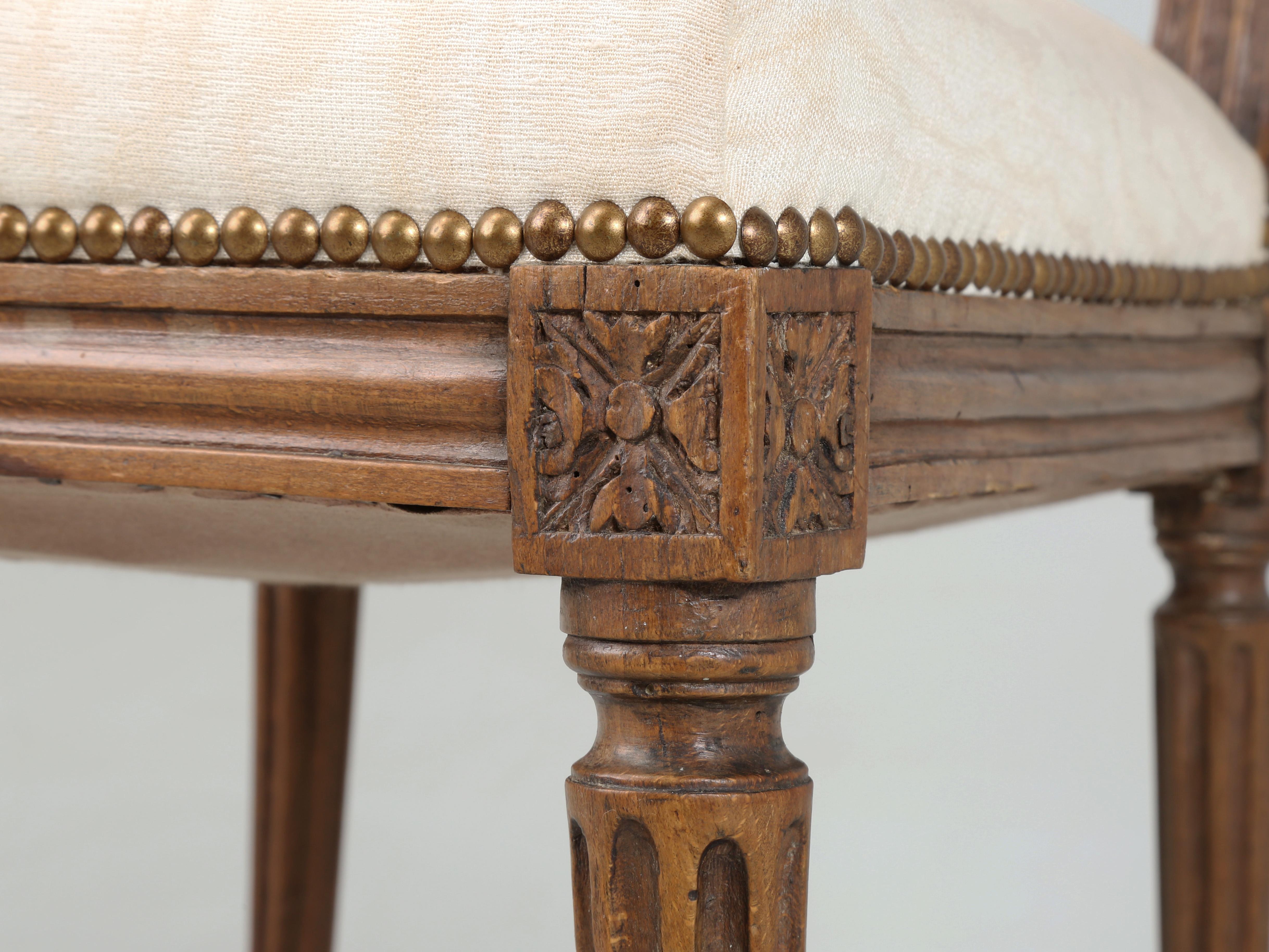 Antique French Louis XVI Side Chair in Hand-Carved Walnut Over 200-Years Old For Sale 4