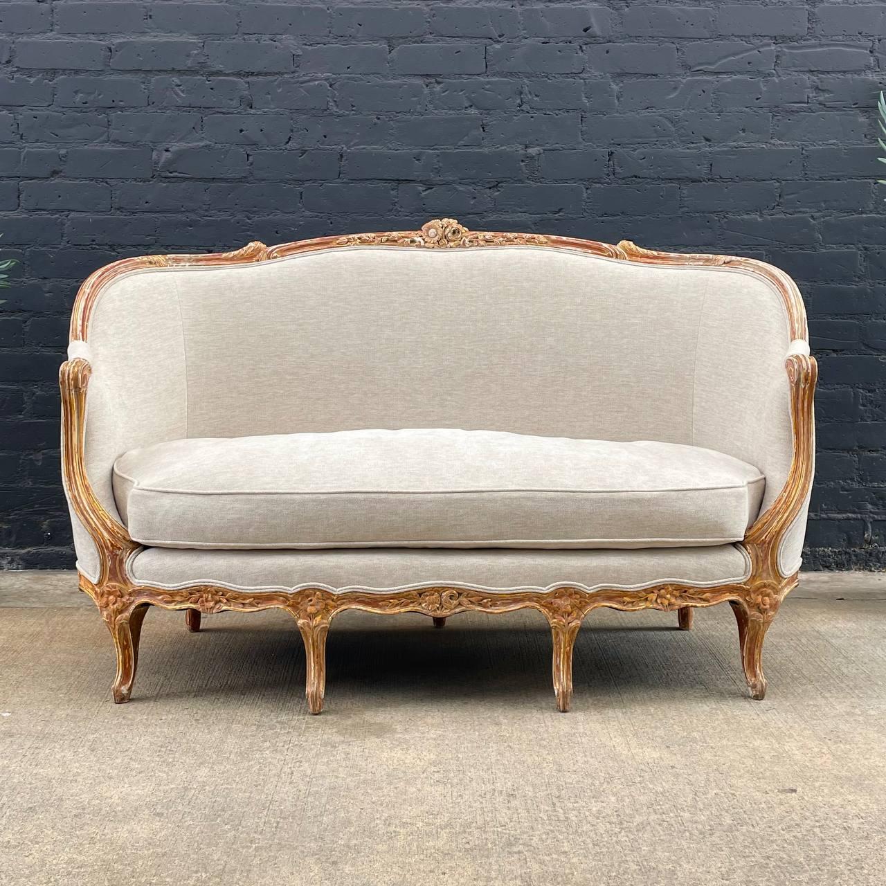 Antique French Louis XVI Sofa with Carved Details

Country: France
Materials: Carved giltwood, Alpaca Mohair 
Condition: Newly Reupholstered
Style: French Louis XVI 
Year: 1920s

$8,900

Dimensions:
40.50”H x 65”W x 29”D
Seat Height 20”.