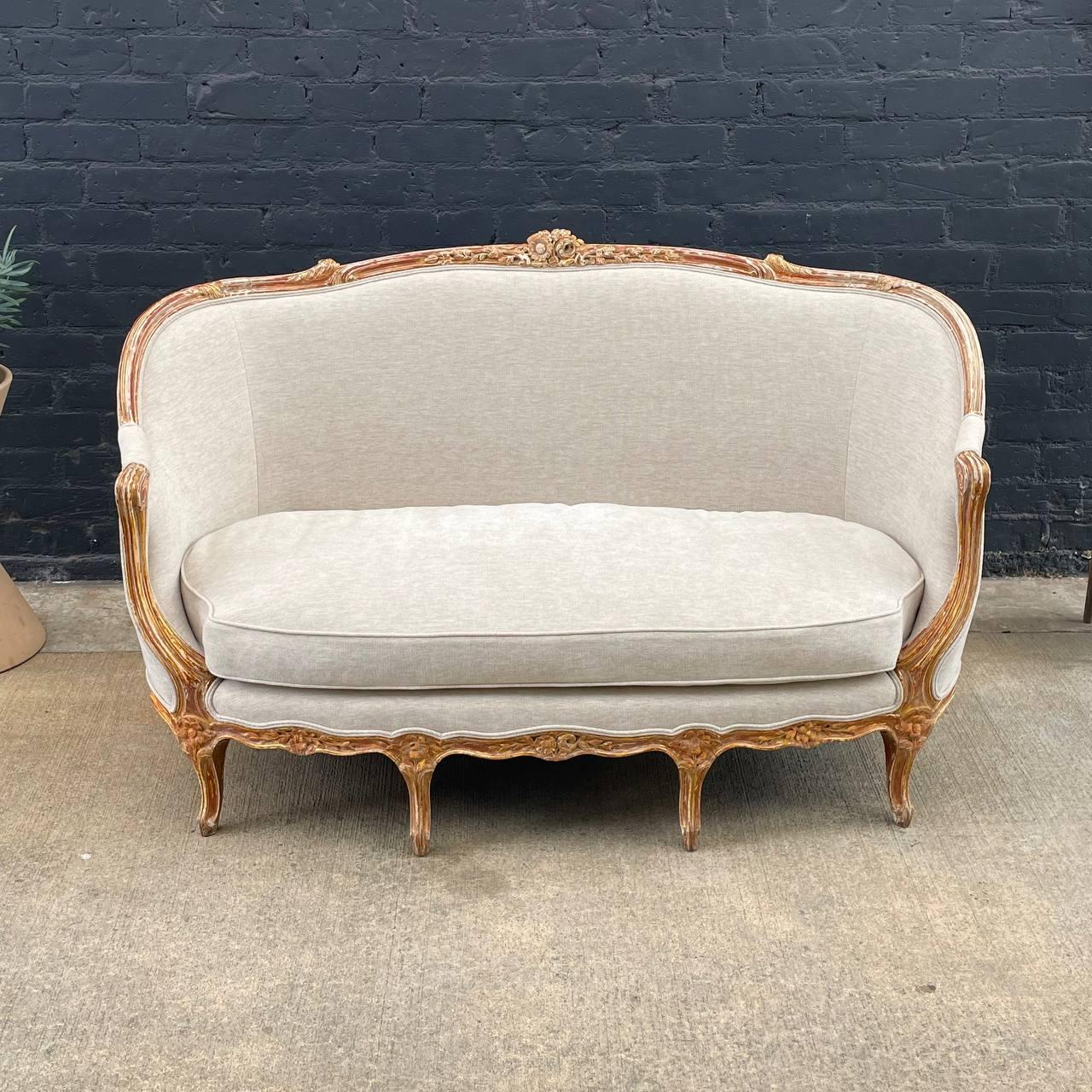 Antique French Louis XVI Sofa with Carved Details In Good Condition For Sale In Los Angeles, CA