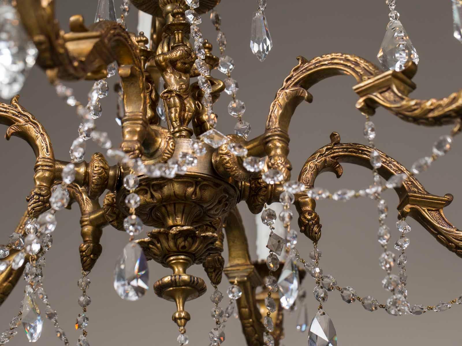 Antique French Louis XVI Style Bronze Crystal Two-Tier Chandelier, circa 1890 im Angebot 5