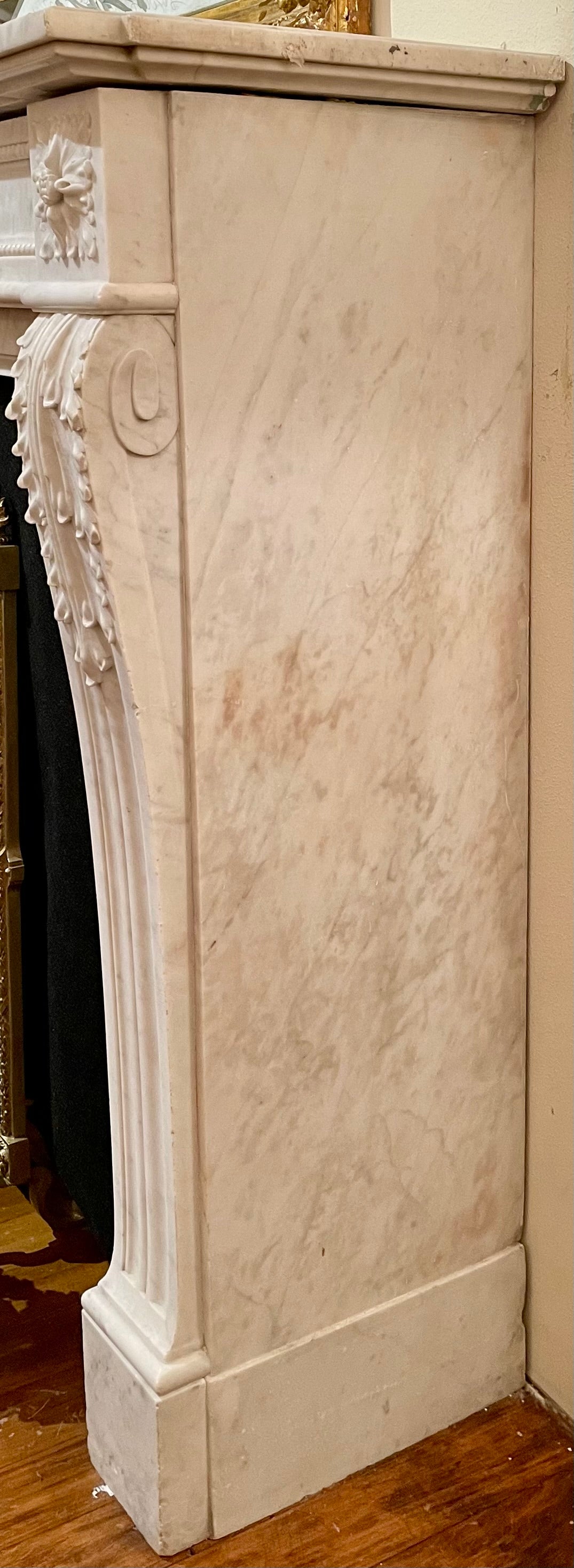 Antique French Louis XVI Style Carrara Marble Mantel, Circa 1860. For Sale 4