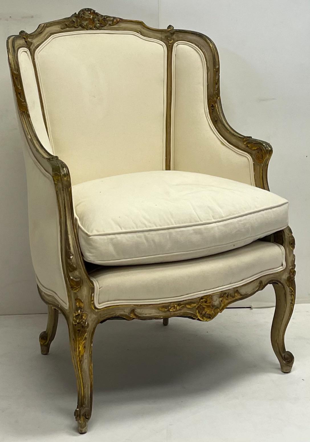 Antique French Louis XVI Style Carved Giltwood BergereChair In Good Condition In Kennesaw, GA