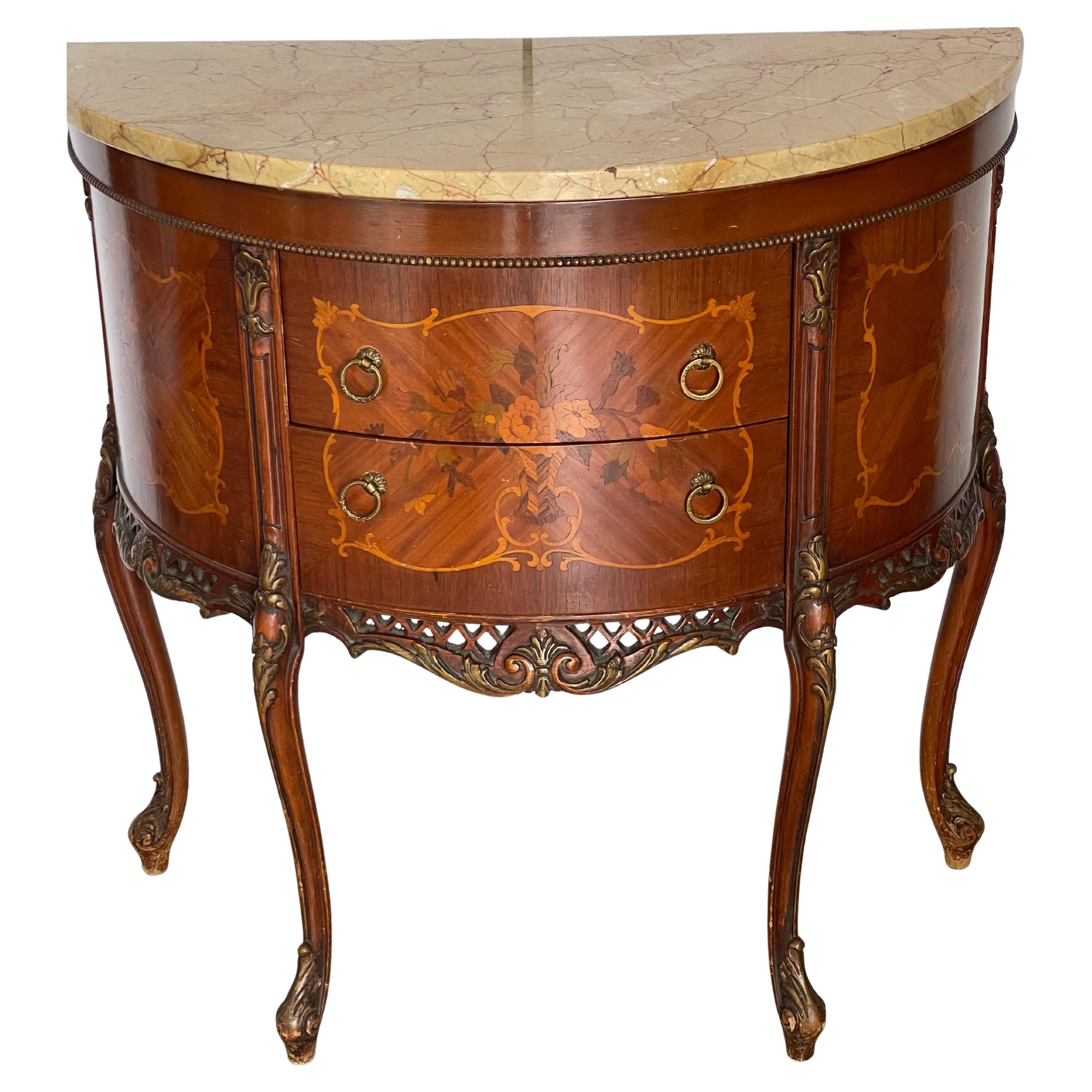 Antique French Commode in stile Luigi XVI con piano in marmo in vendita