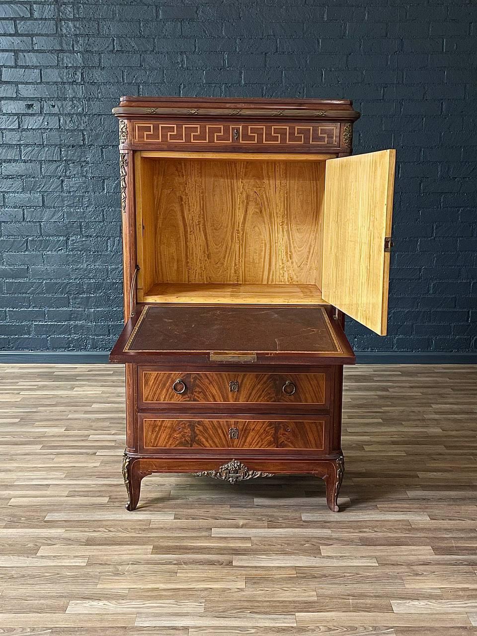 Inizio XX secolo Antique French Louis XVI Style Drop-Down Desk Cabinet in vendita