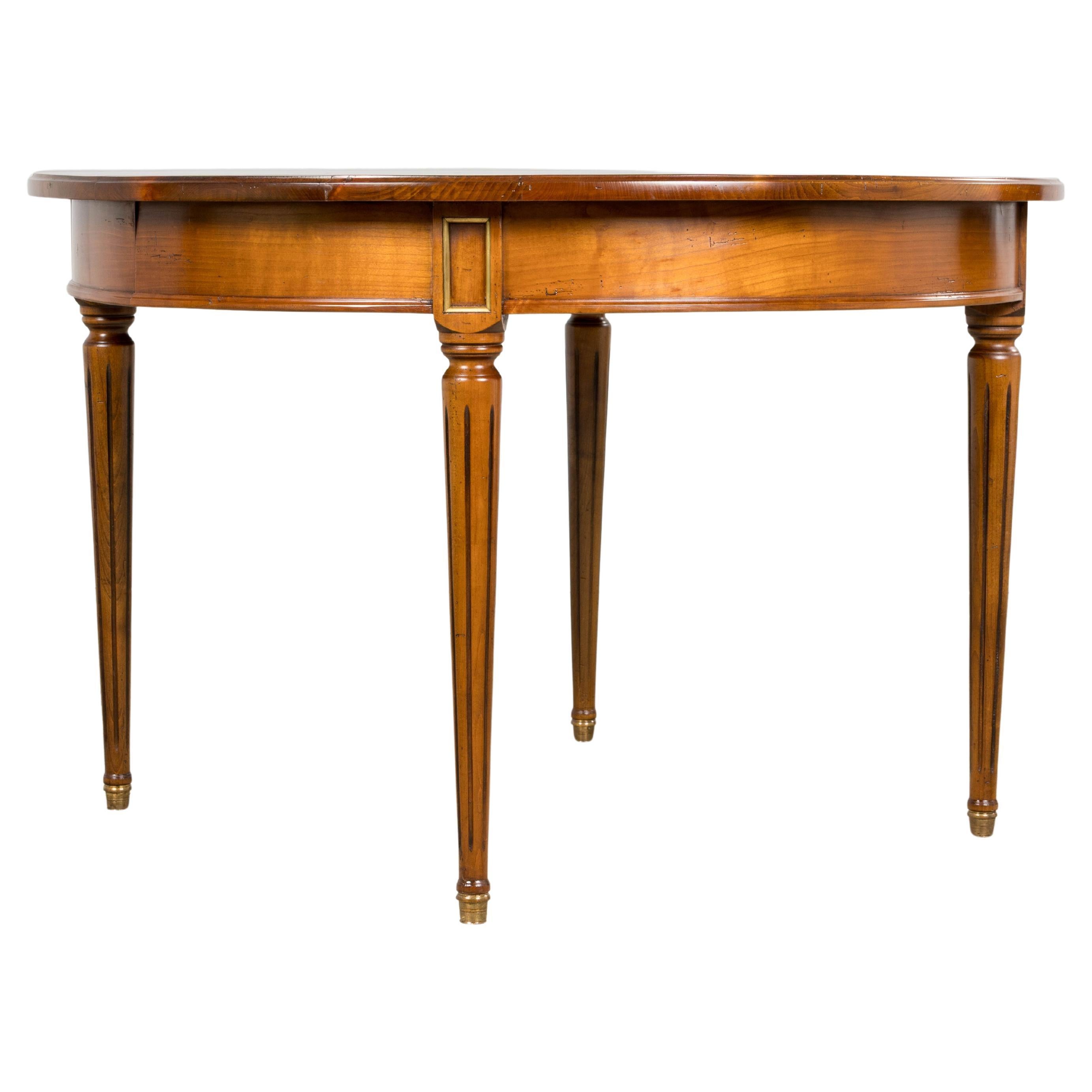 Antique French Louis XVI Style Ausziehbarer Esstisch im Angebot