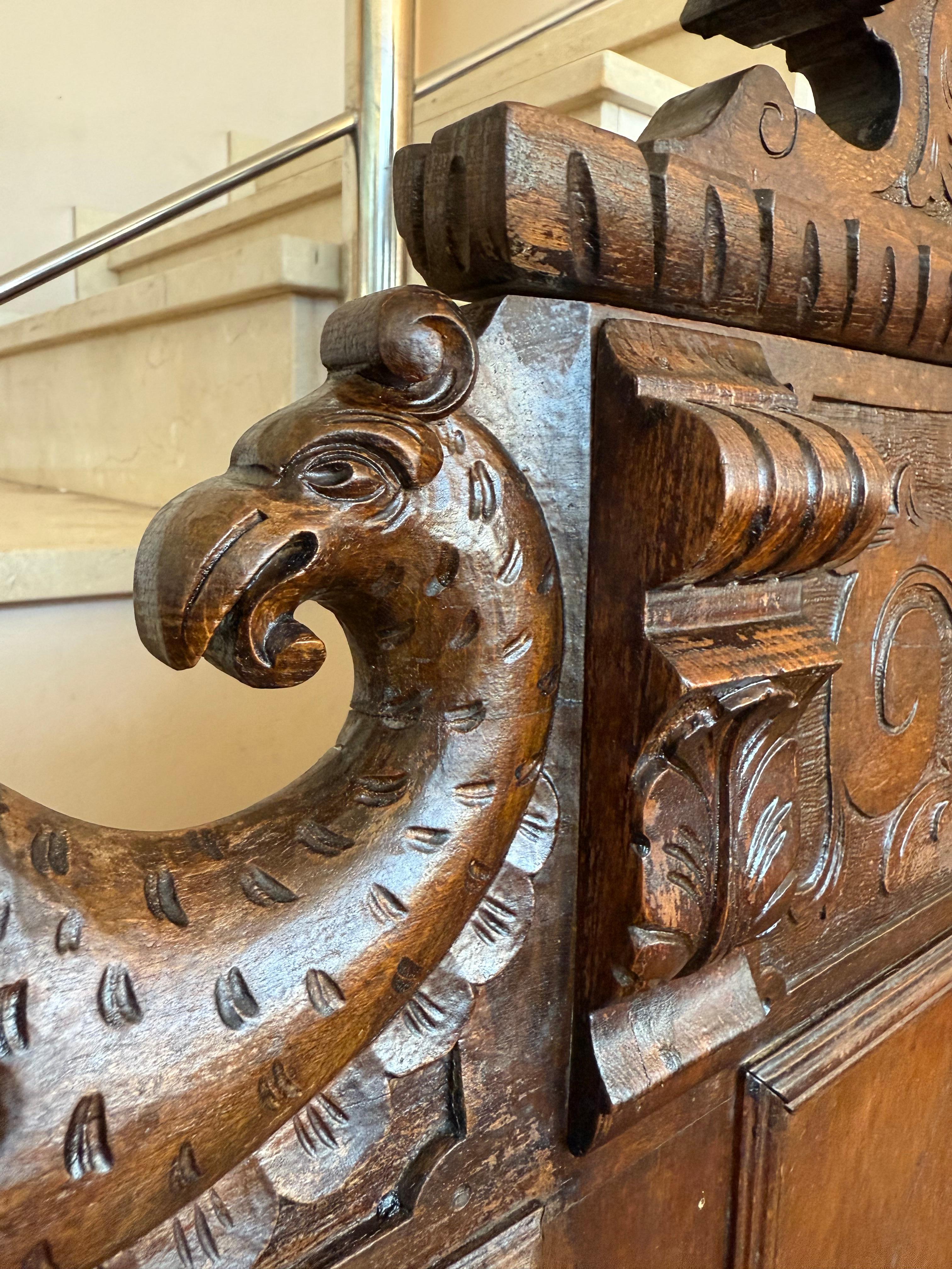 Antique French Louis XVI Full/Queen Size Rosewood Carved Bed Frame Baroque en vente 4