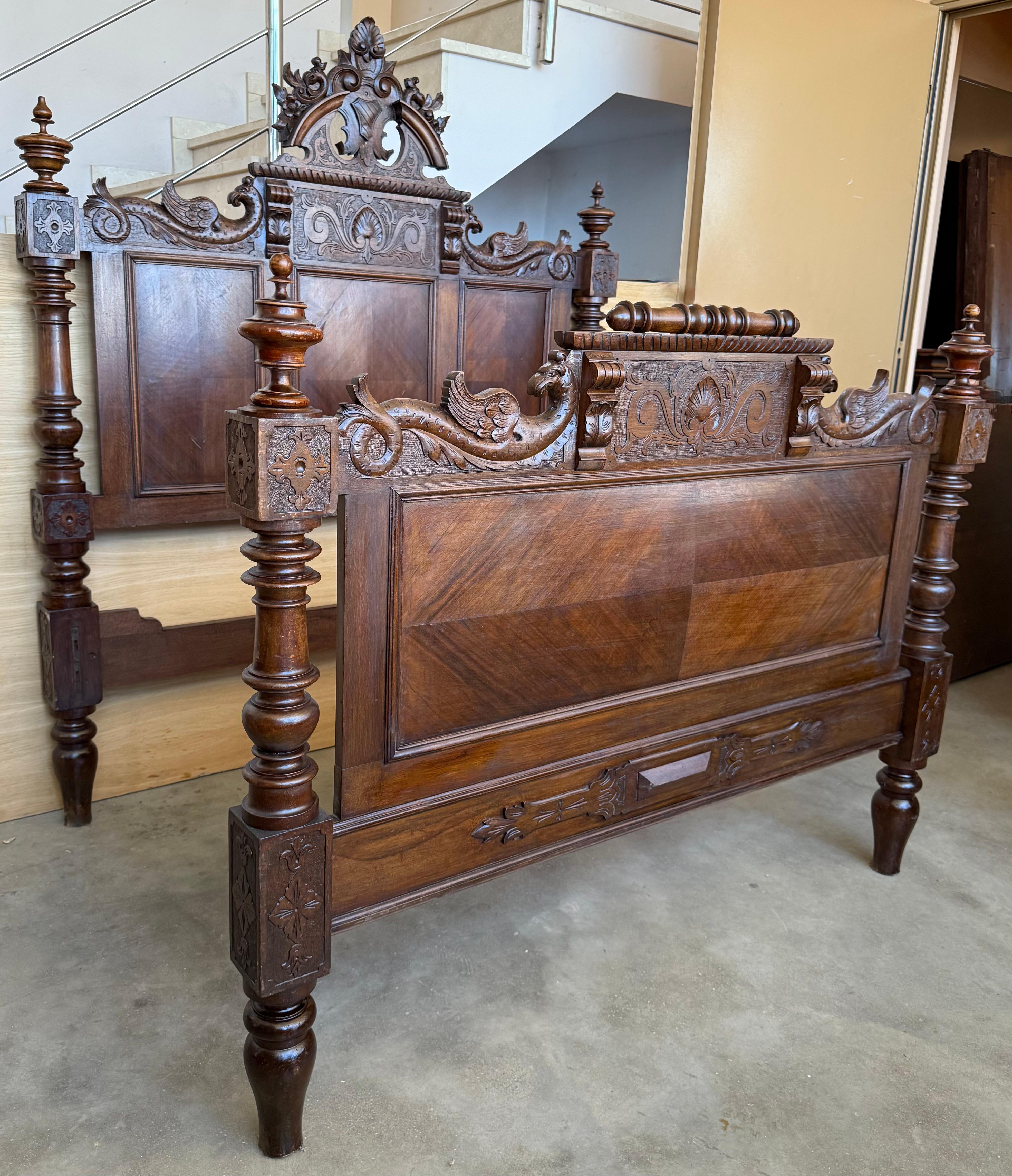 Français Antique French Louis XVI Full/Queen Size Rosewood Carved Bed Frame Baroque en vente