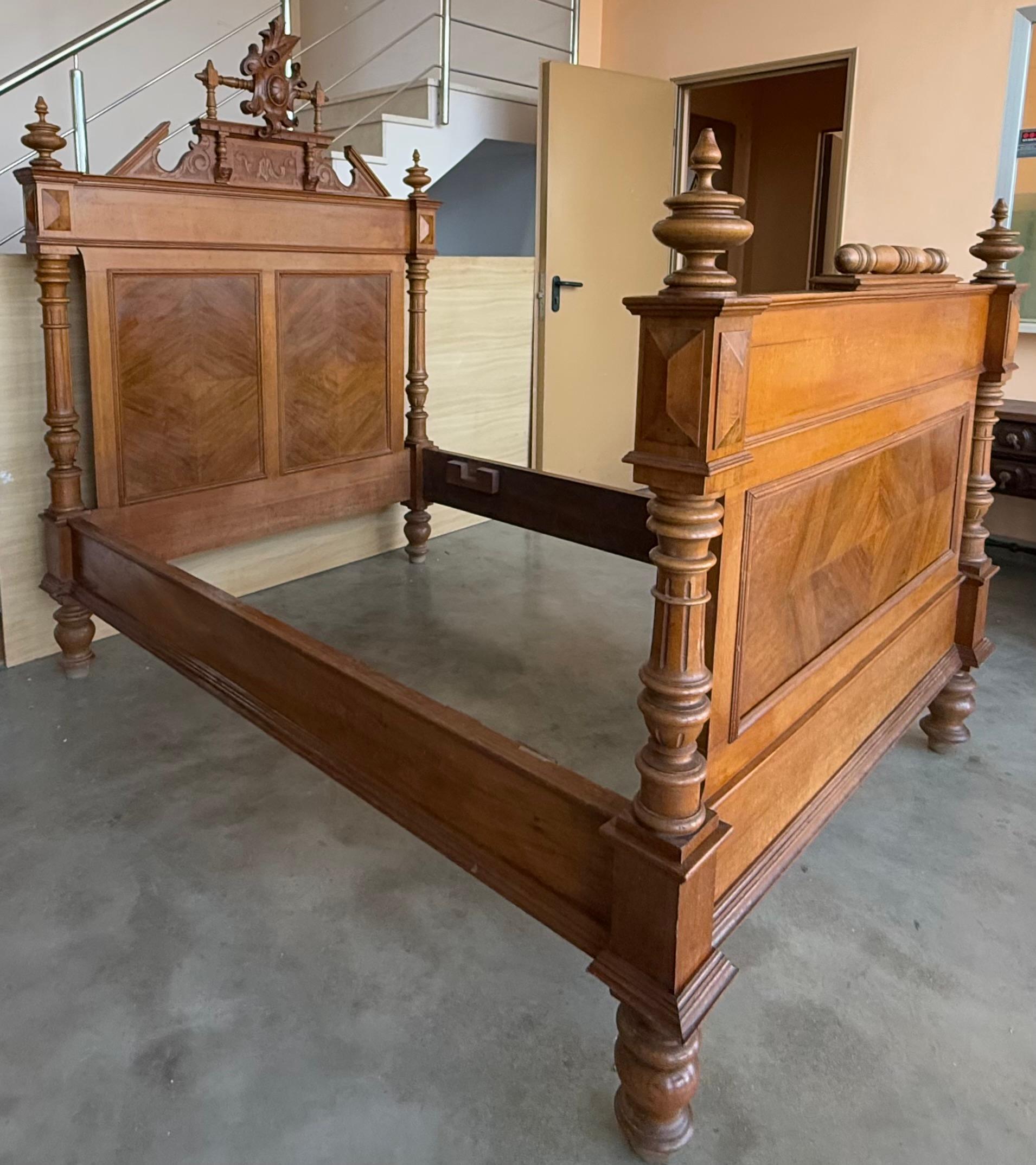 20th Century Antique French Louis XVI Style Full Size Rosewood Carved Bed Frame Baroque For Sale