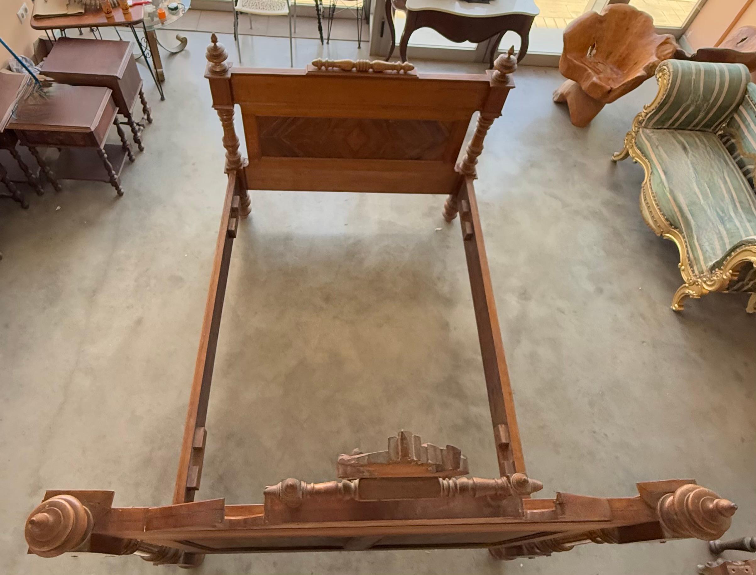 Antique French Louis XVI Style Full Size Rosewood Carved Bed Frame Baroque For Sale 4