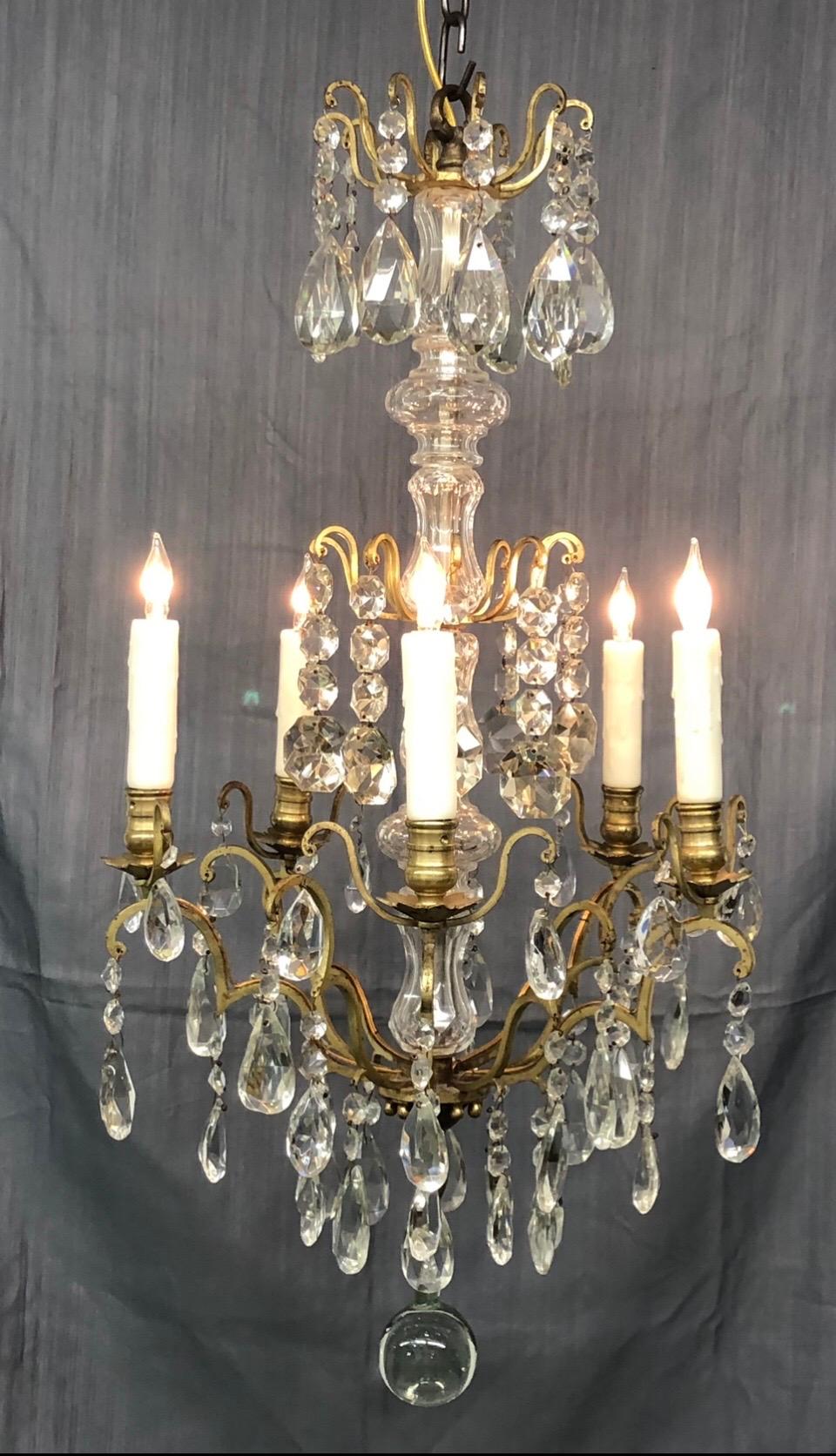 Antique French Louis XVI Style Gilt Bronze and Crystal 5-Arm Chandelier For Sale 10