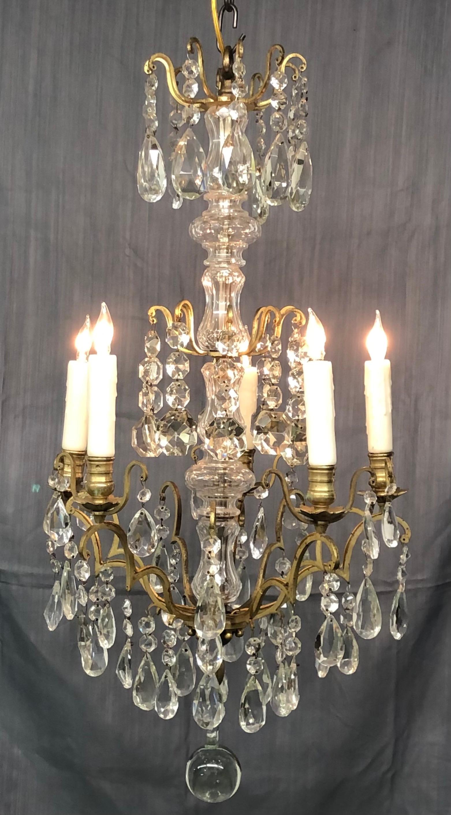 Antique French Louis XVI Style Gilt Bronze and Crystal 5-Arm Chandelier For Sale 11
