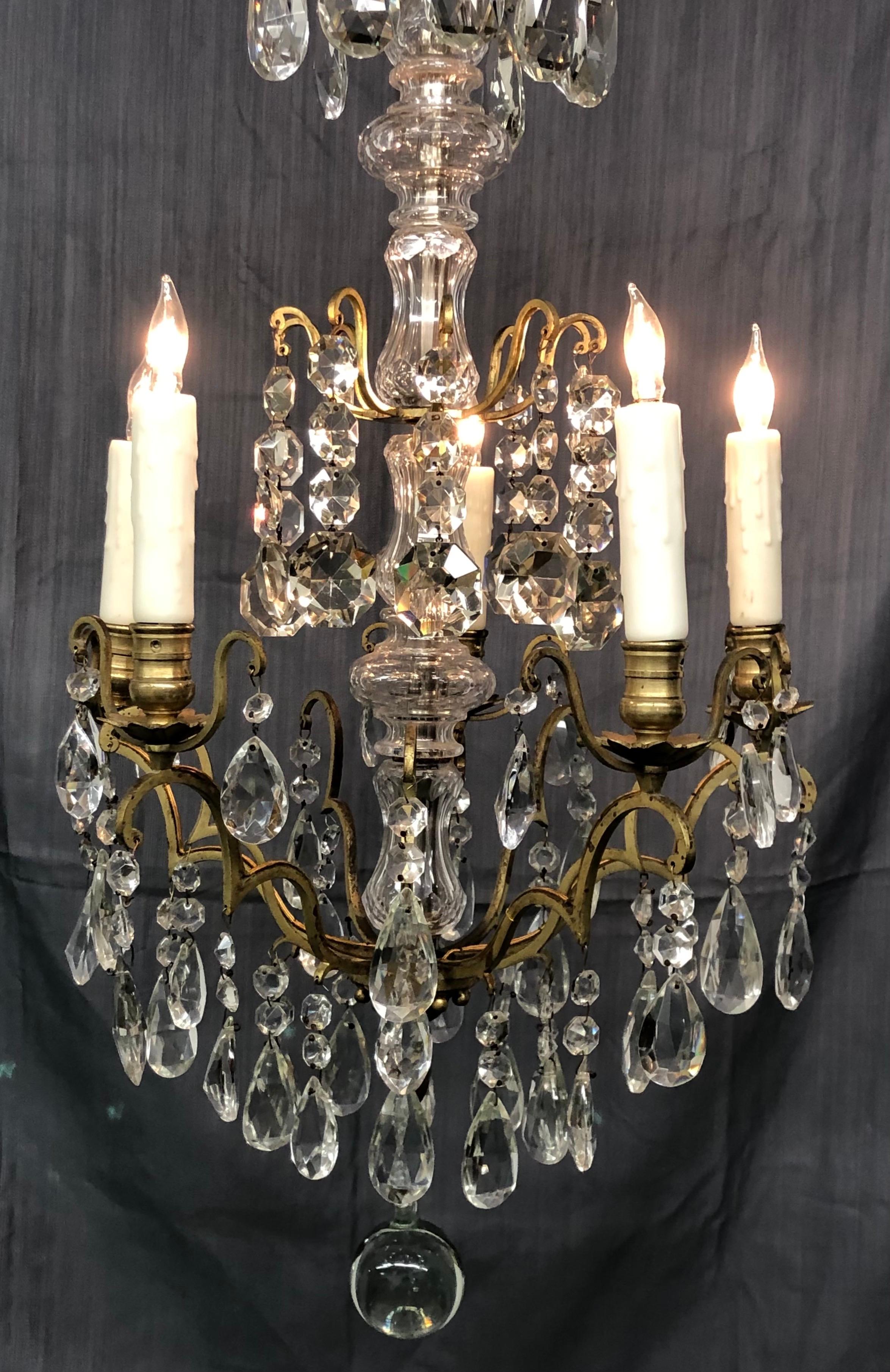 Antique French Louis XVI Style Gilt Bronze and Crystal 5-Arm Chandelier For Sale 4