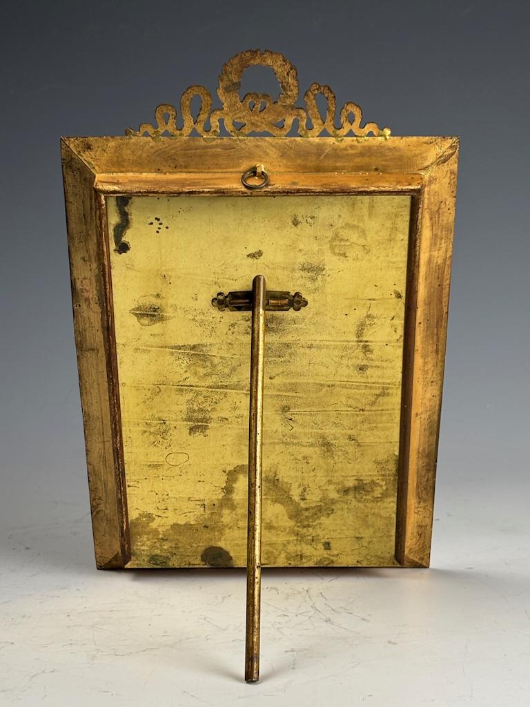 Bronze Cadre ancien français en bronze doré de style Louis XVI en vente