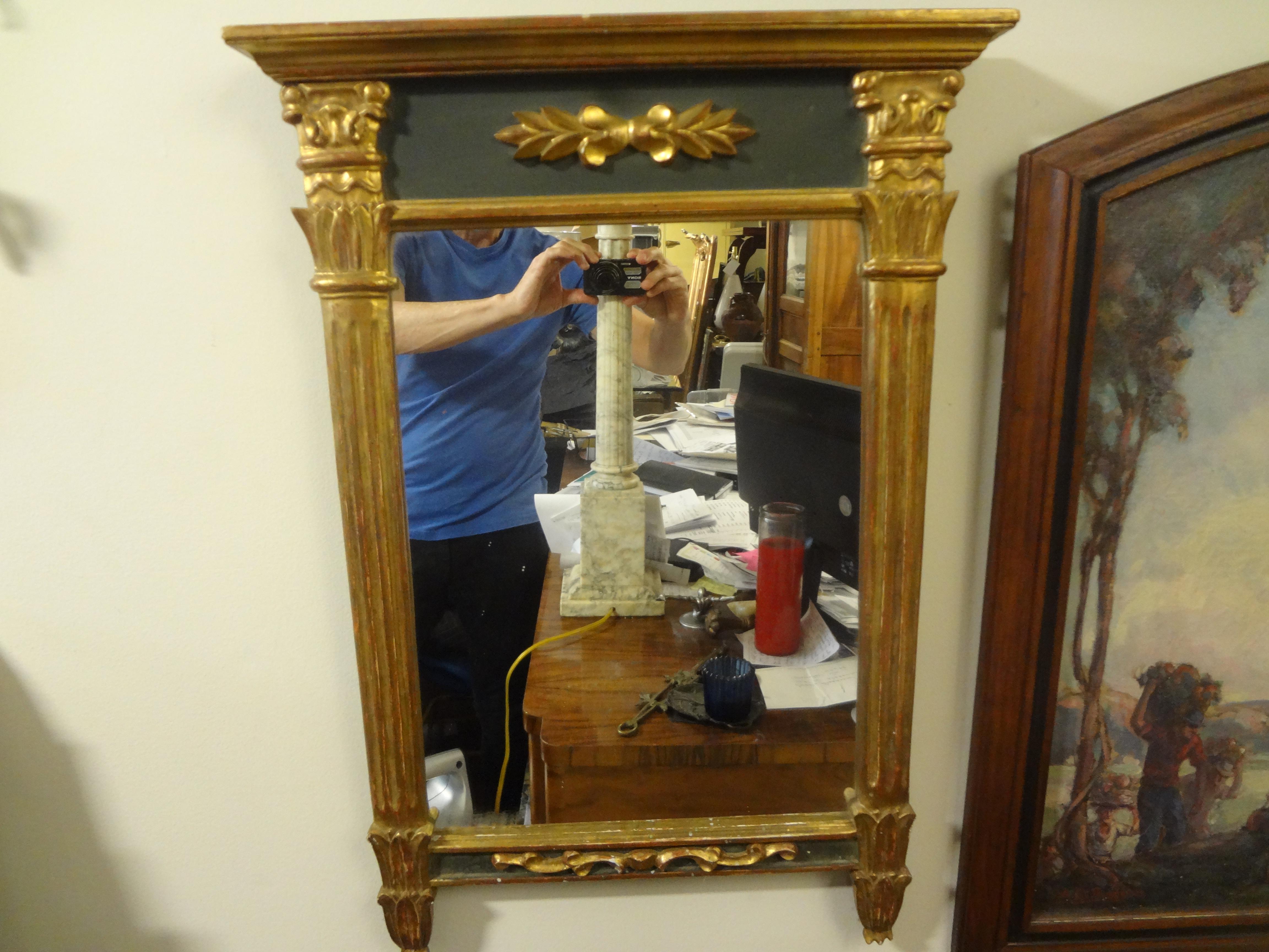 Antiker französischer Louis XVI-Stil Giltwood-Spiegel im Angebot 1