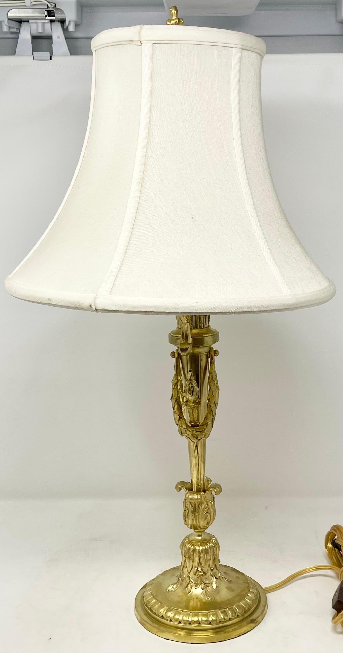 Antique French Louis XVI Style Gold Bronze Bouillotte Lamp, Circa 1900. For Sale 5