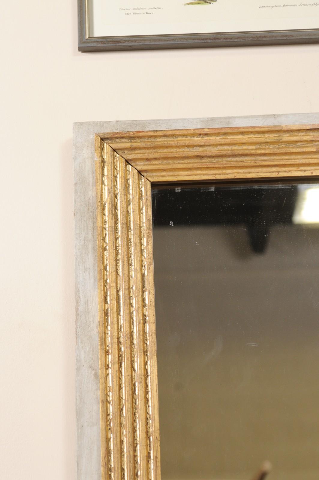 Antique French Louis XVI Style Gold Gilt Wood Painted Espejo Gris Suave Hecho a mano en venta