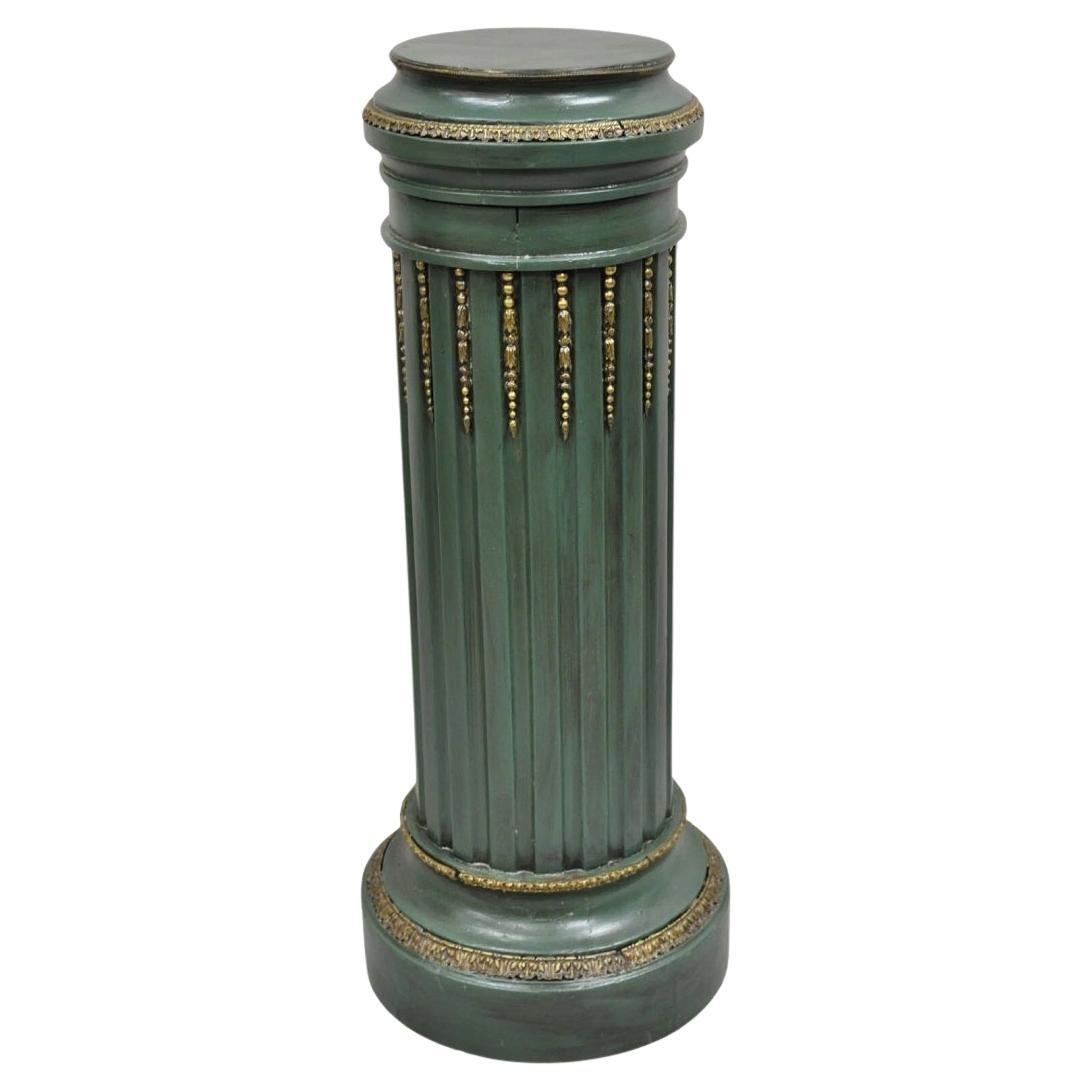 Antique French Louis XVI Style Green & Gold Painted Wooden Column Pedestal with in vendita