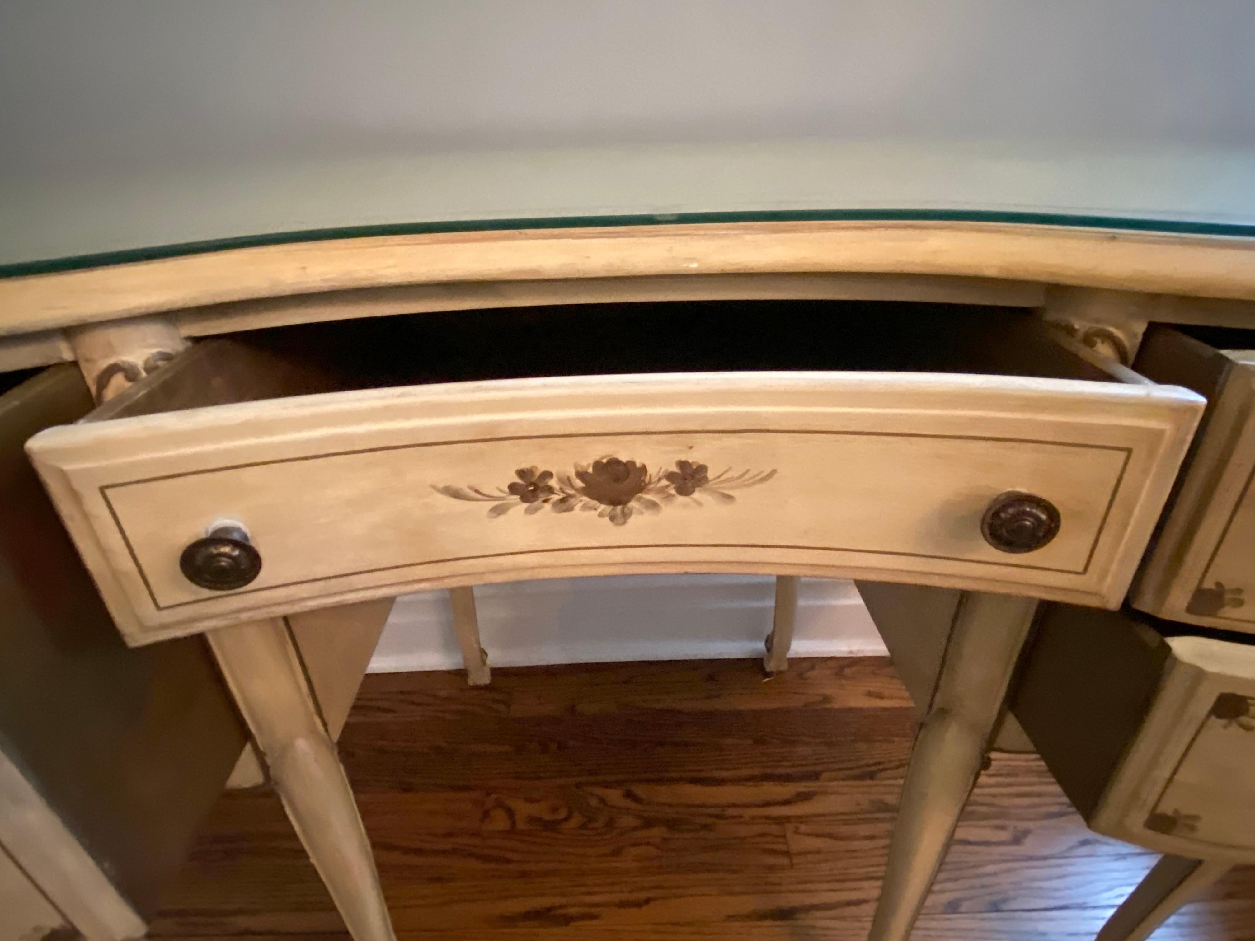 Hand-Carved Antique French Louis XVI Style Kidney Shaped Painted Vanity or Writing Desk For Sale