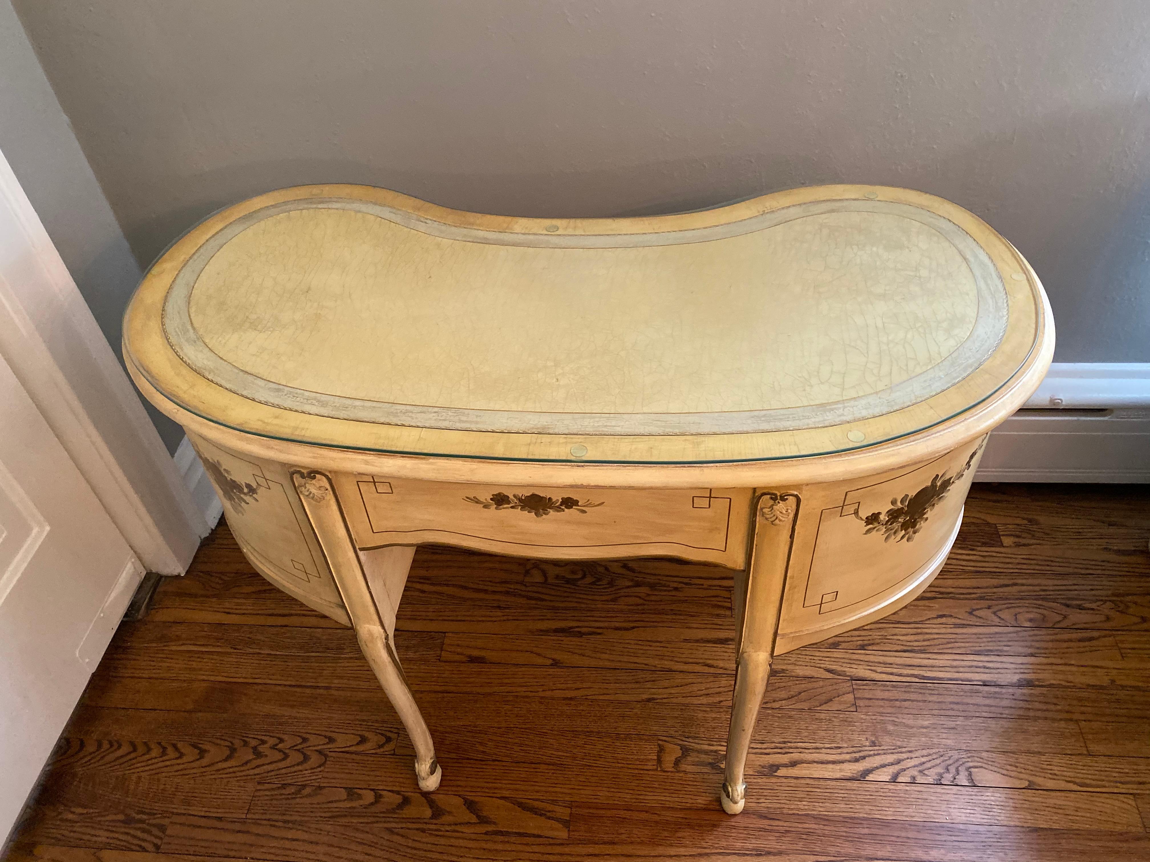 19th Century Antique French Louis XVI Style Kidney Shaped Painted Vanity or Writing Desk For Sale