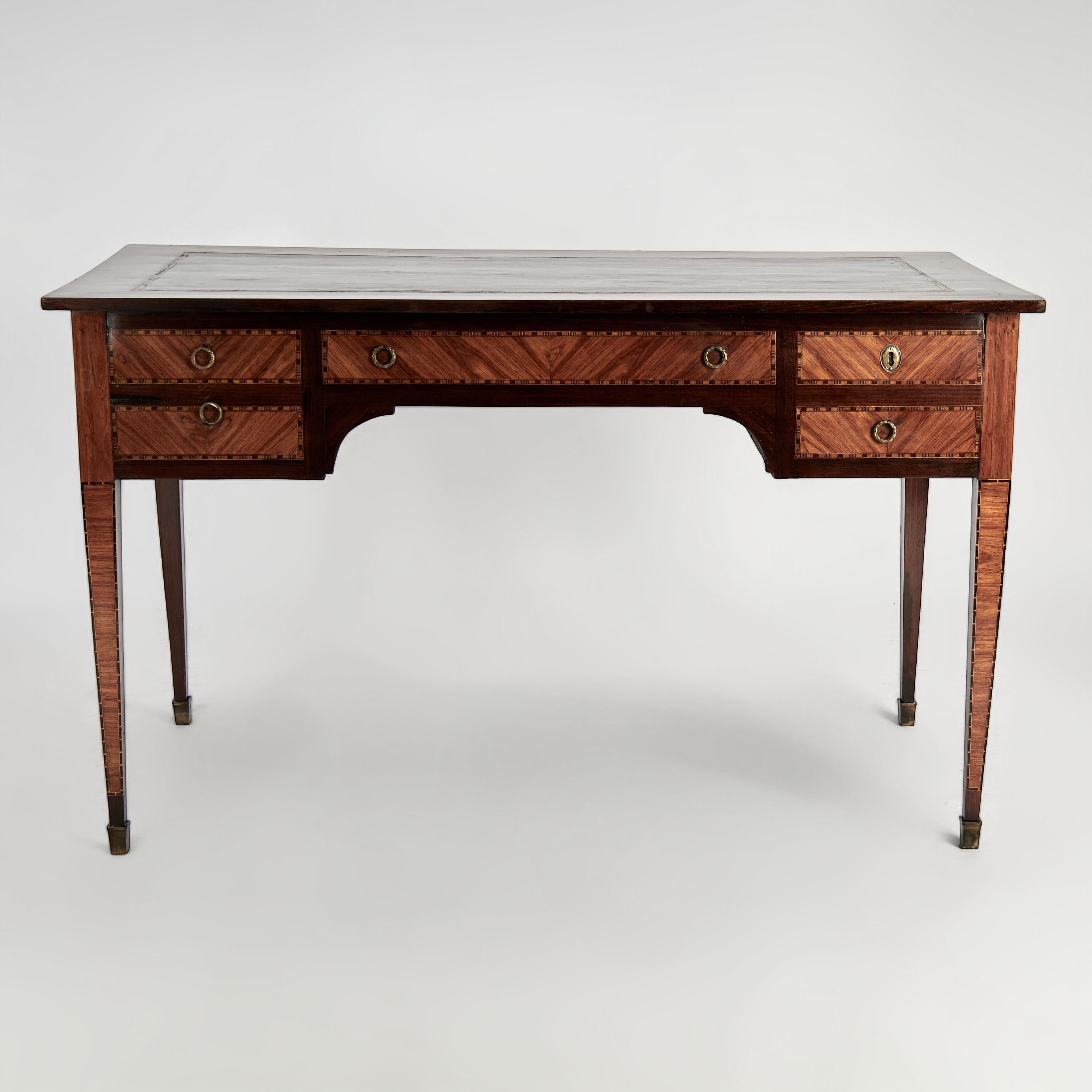 Antique French Louis XVI Style Leather Top Desk en vente 5