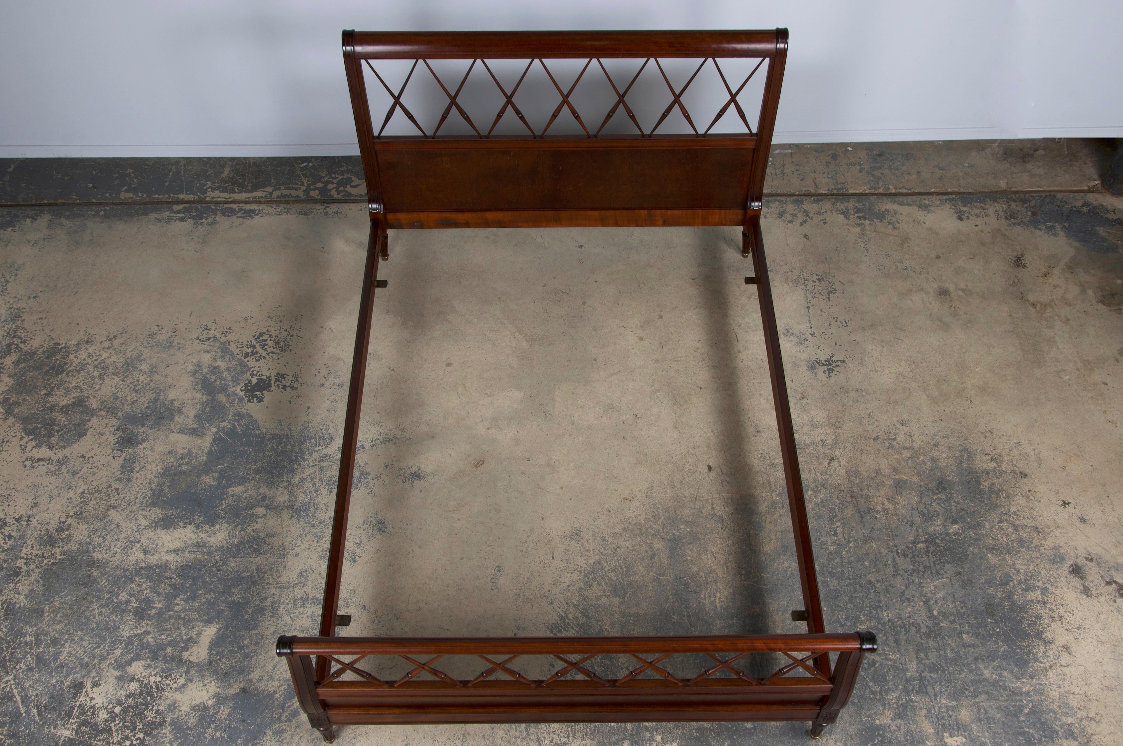 Antique French Louis XVI Style Mahogany Full Size Bedframe In Good Condition For Sale In Astoria, NY