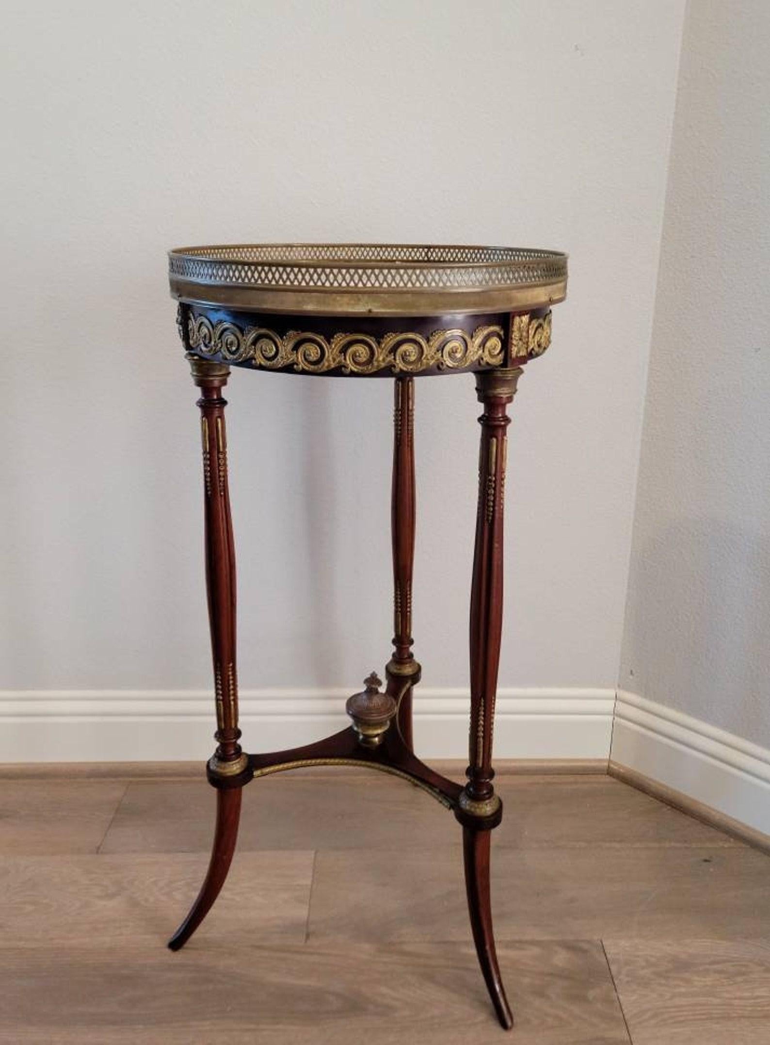Antique French Louis XVI Style Mahogany Gilt Brass Pedestal Table In Good Condition In Forney, TX
