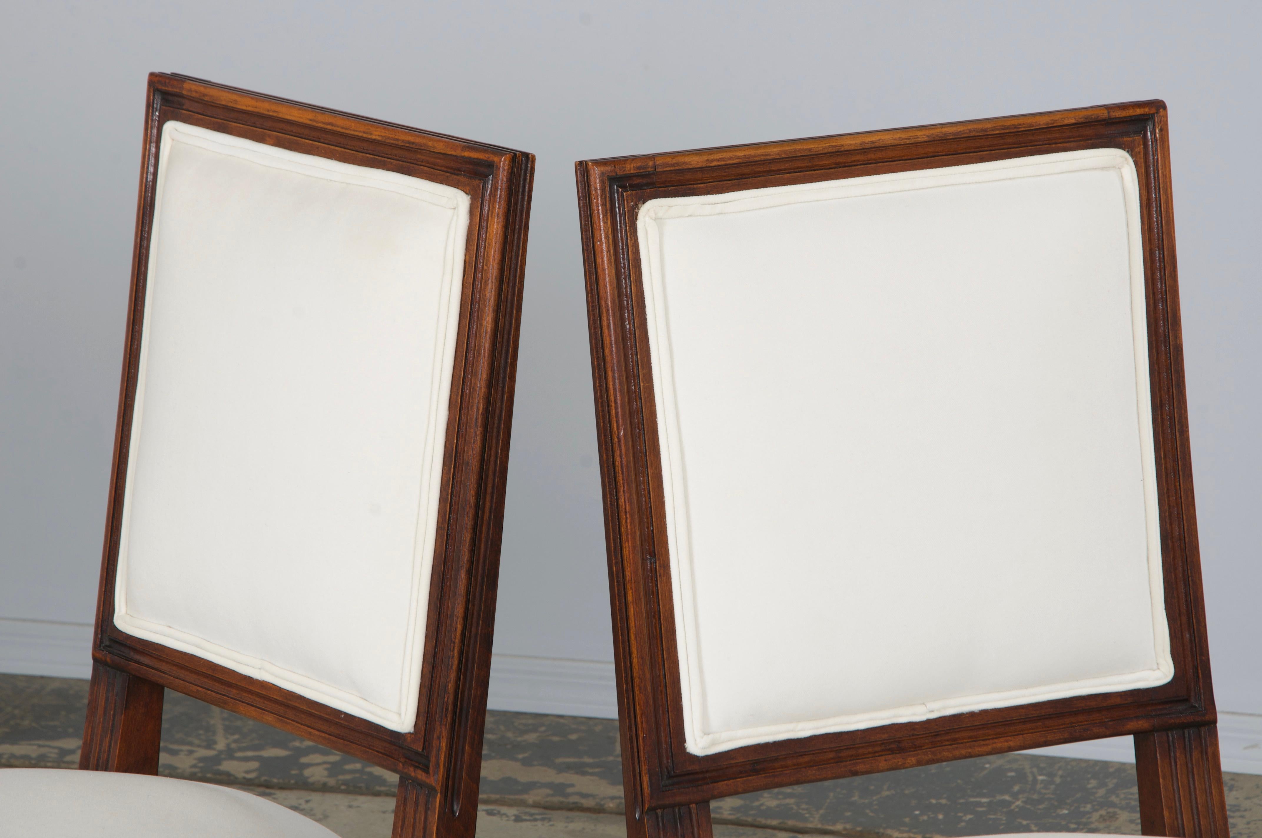 Anciennes chaises d'appoint à dossier carré en érable de style Louis XVI, en velours Off-White en vente 7