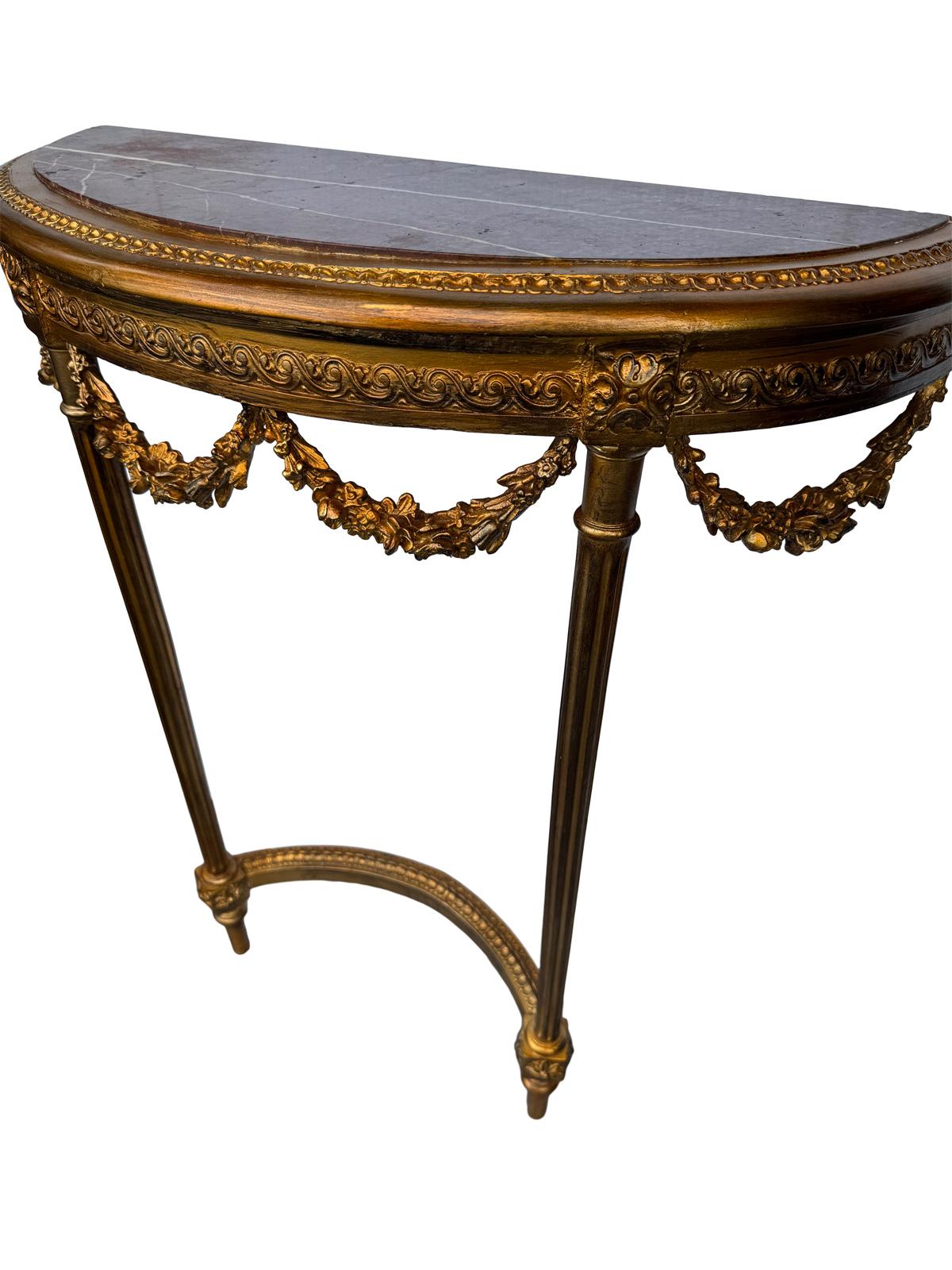 Francese Antique French Louis XVI Style Tavolo da ingresso in marmo e oro in vendita