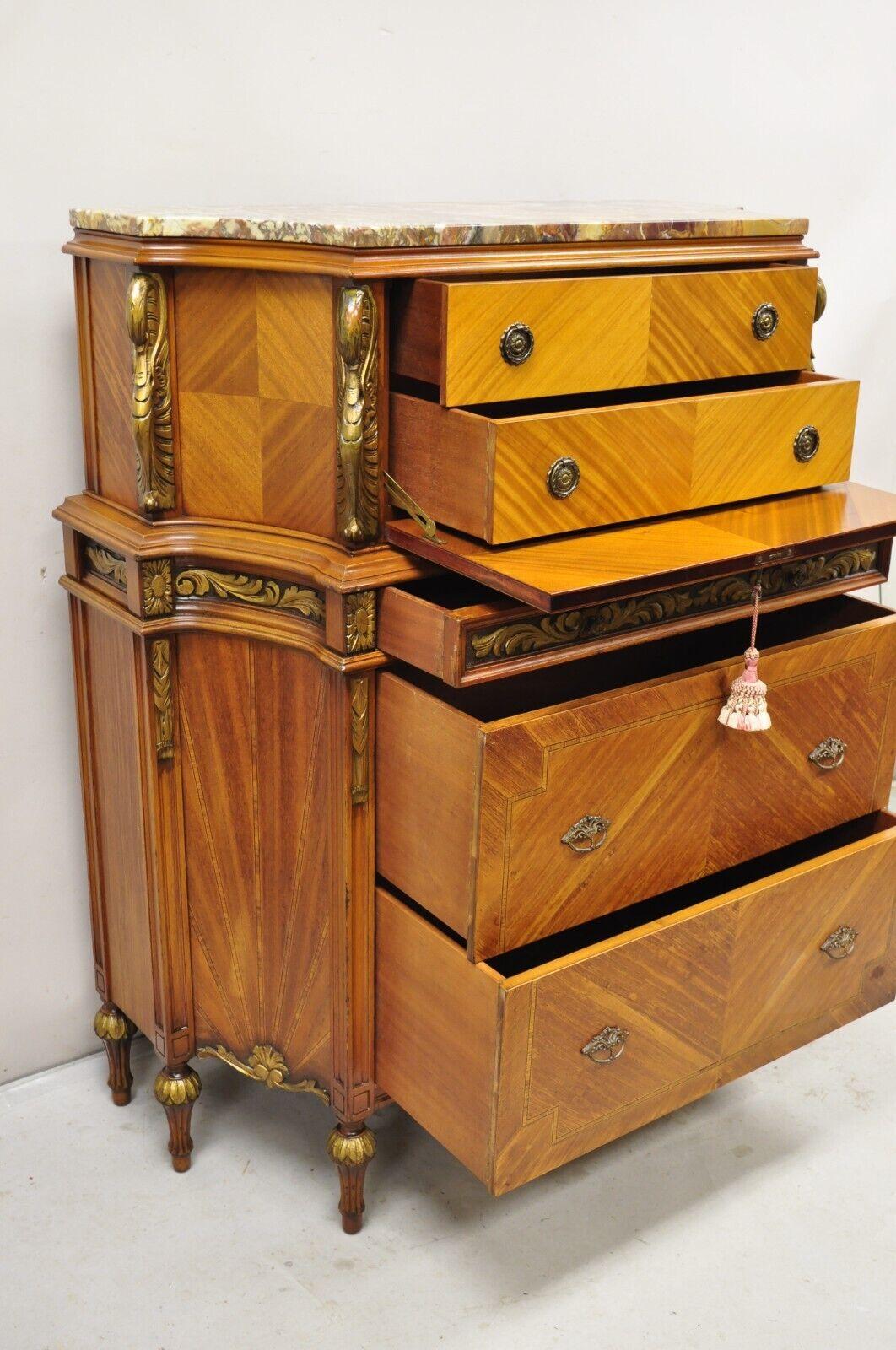 Ancienne commode haute de style Louis XVI en bois de satin avec cygnes en vente 3