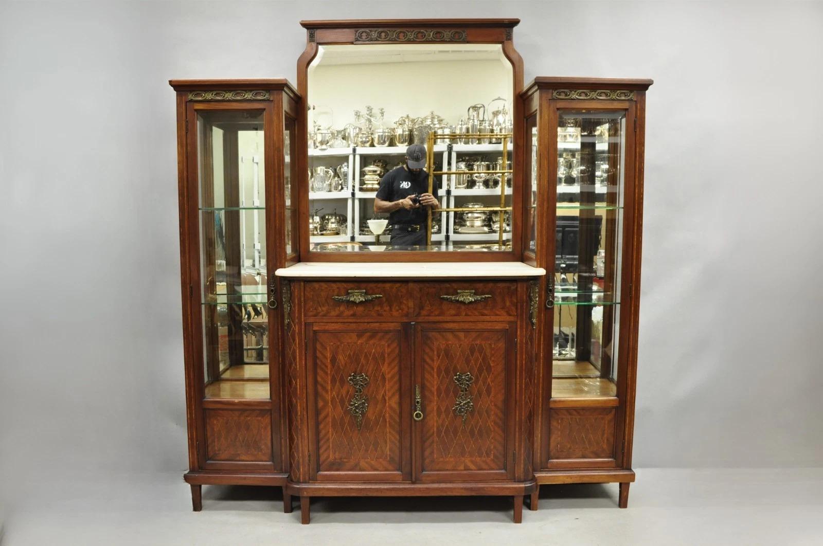 Antique French Louis XVI Style Marquetry Inlay Sideboard Buffet Curio Cabinet For Sale 10