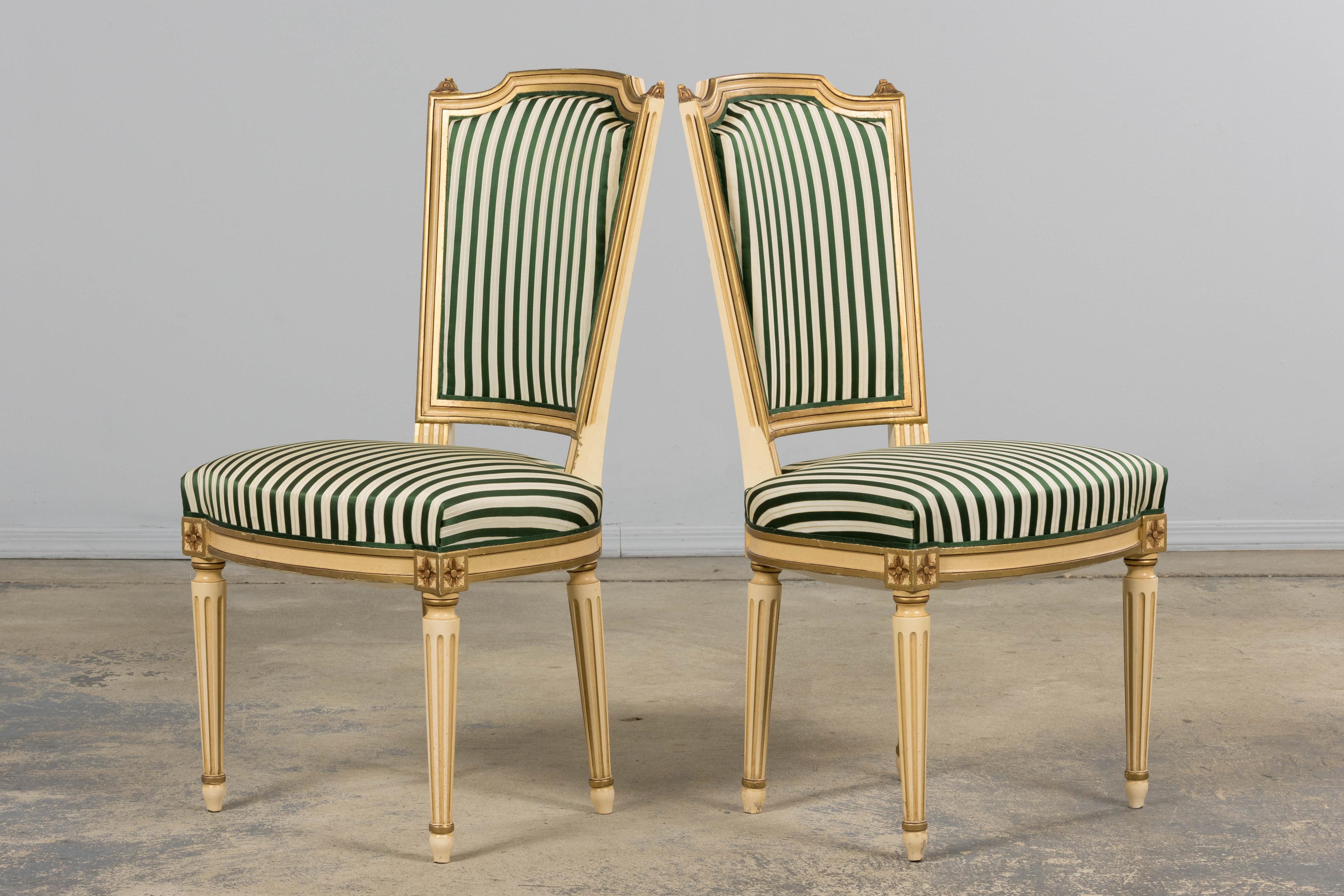 Antique French Louis XVI Style Peint Accent Chairs in Green Stripe - A Pair en vente 9