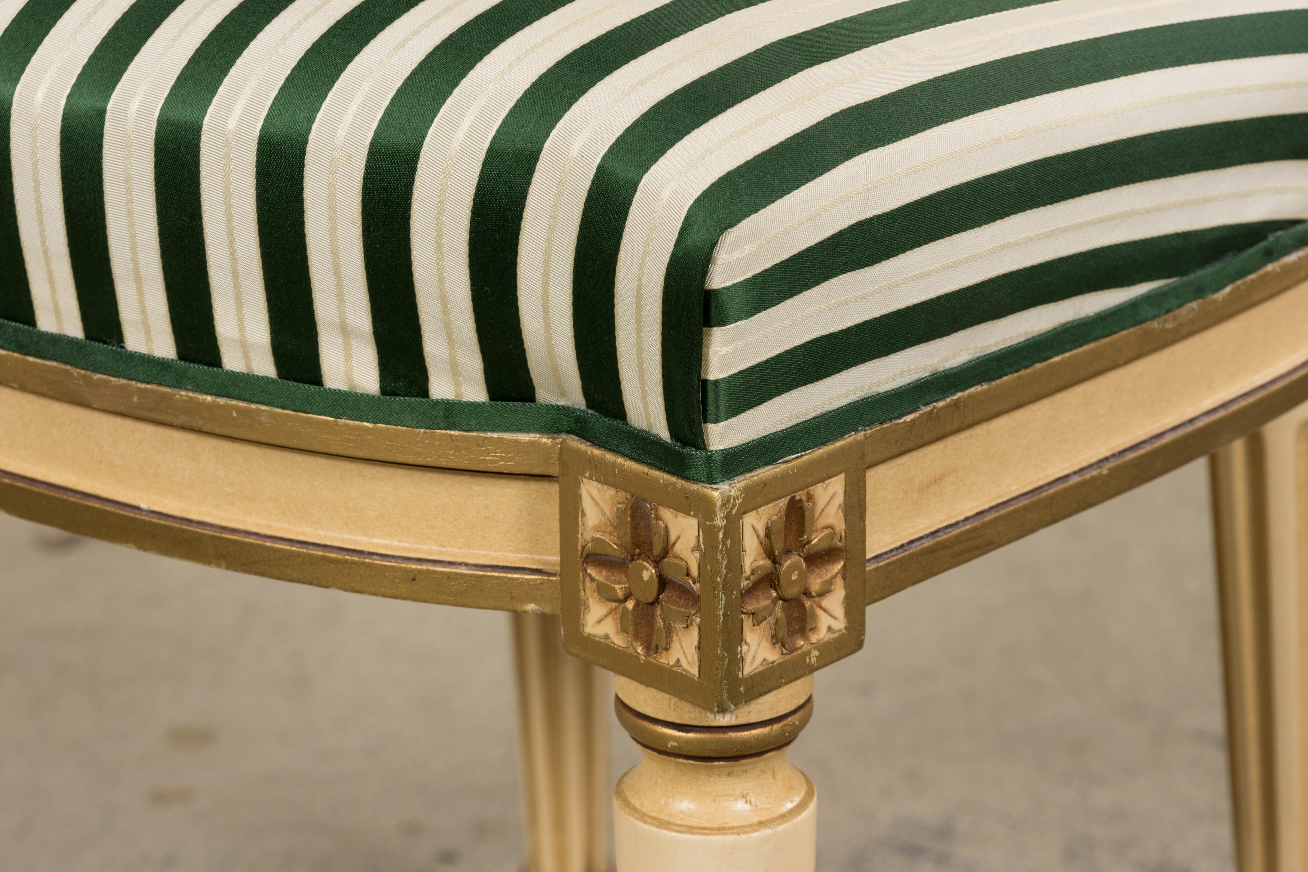 Antique French Louis XVI Style Peint Accent Chairs in Green Stripe - A Pair en vente 12