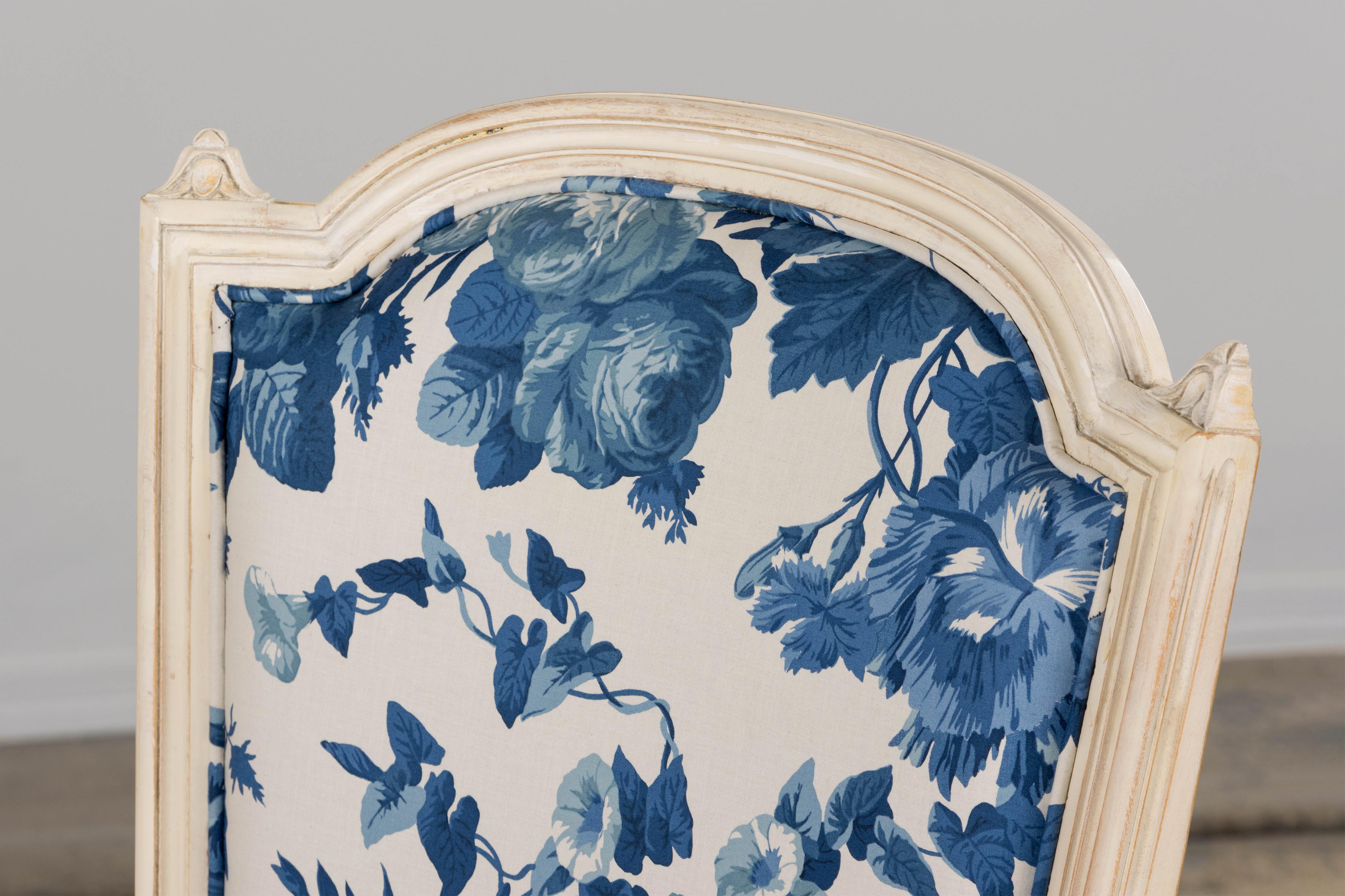Antique French Louis XVI Style Painted Accent Side Chair in Blue Floral For Sale 7