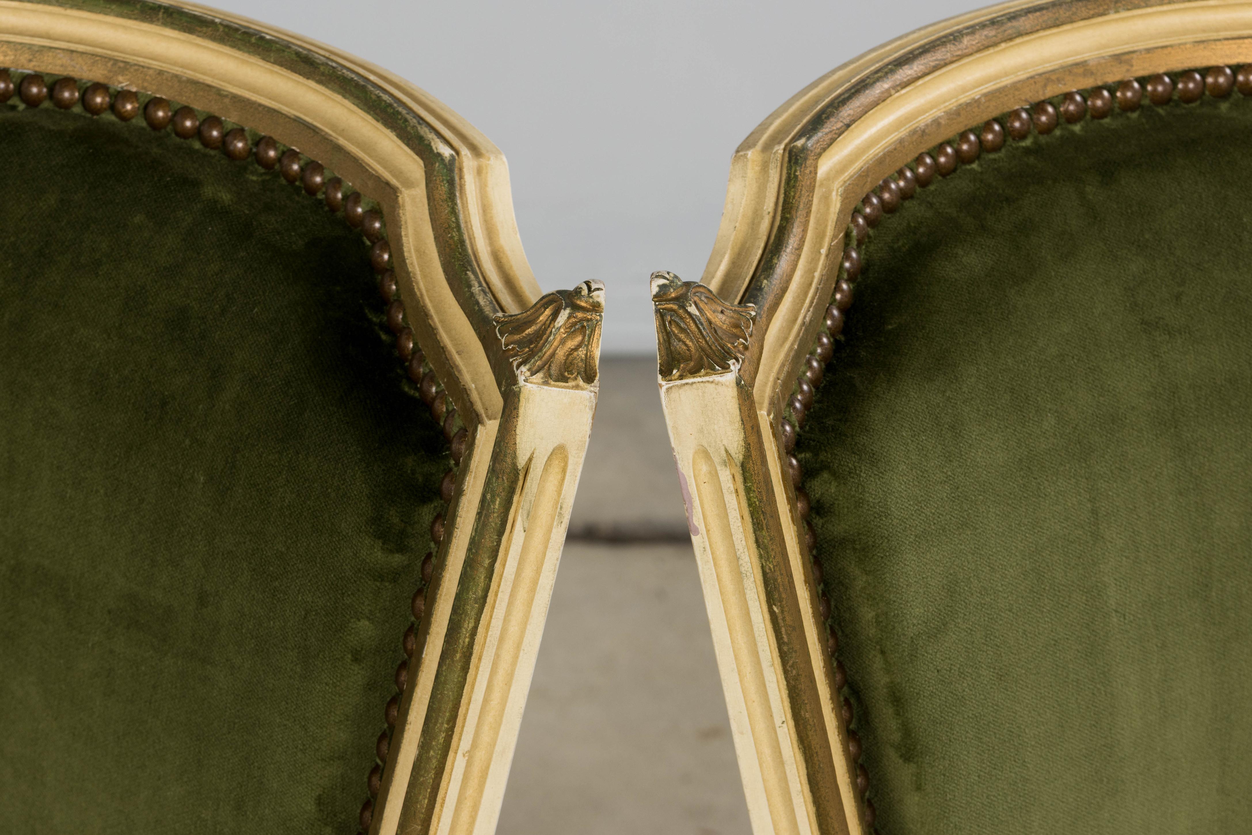 Antique French Louis XVI Style Painted Accent Side Chairs in Olive Green Velvet im Angebot 11