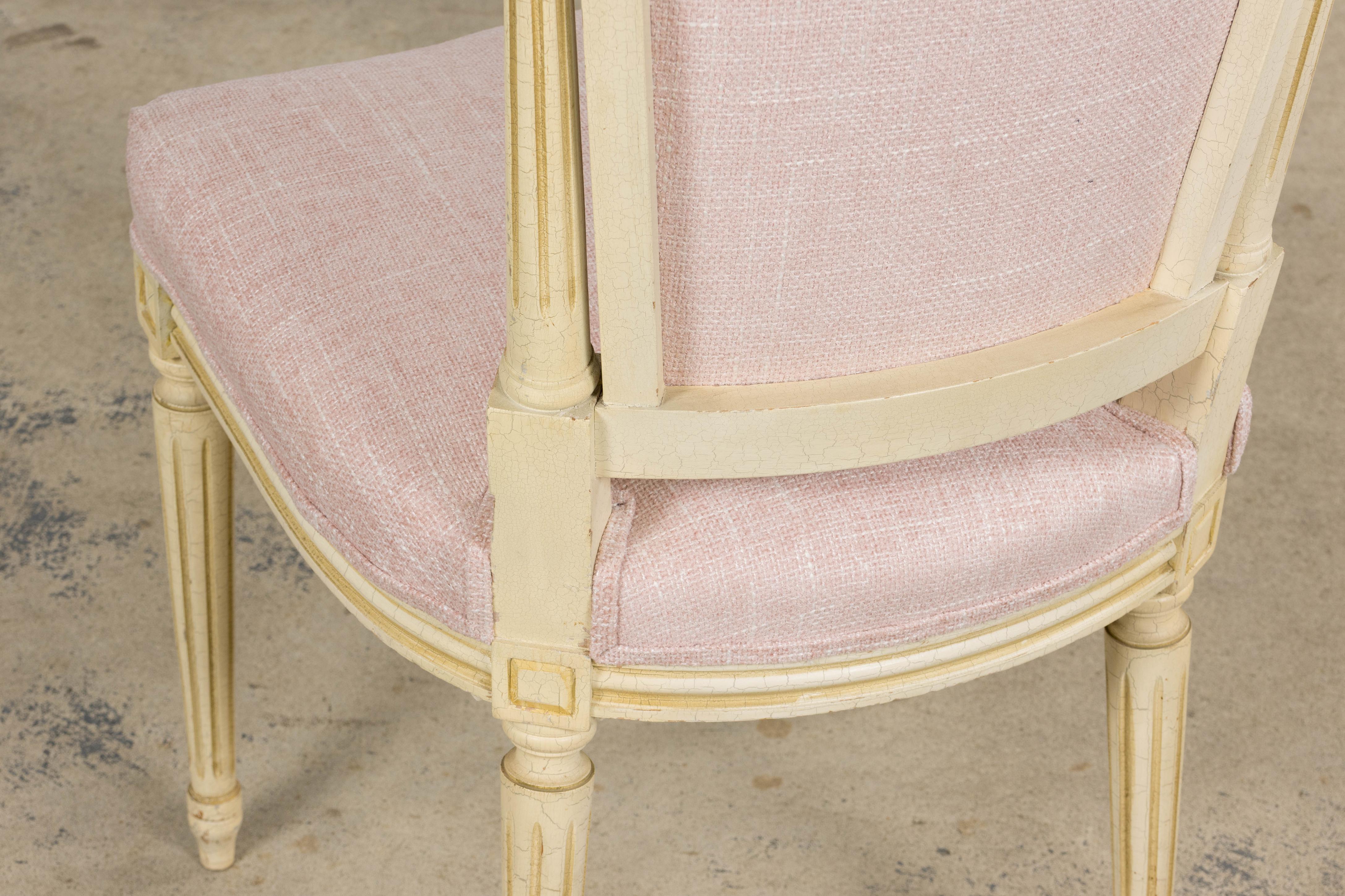 Antique French Louis XVI Style Painted Dining Chairs in Blush Pink - Set von 6 im Angebot 4
