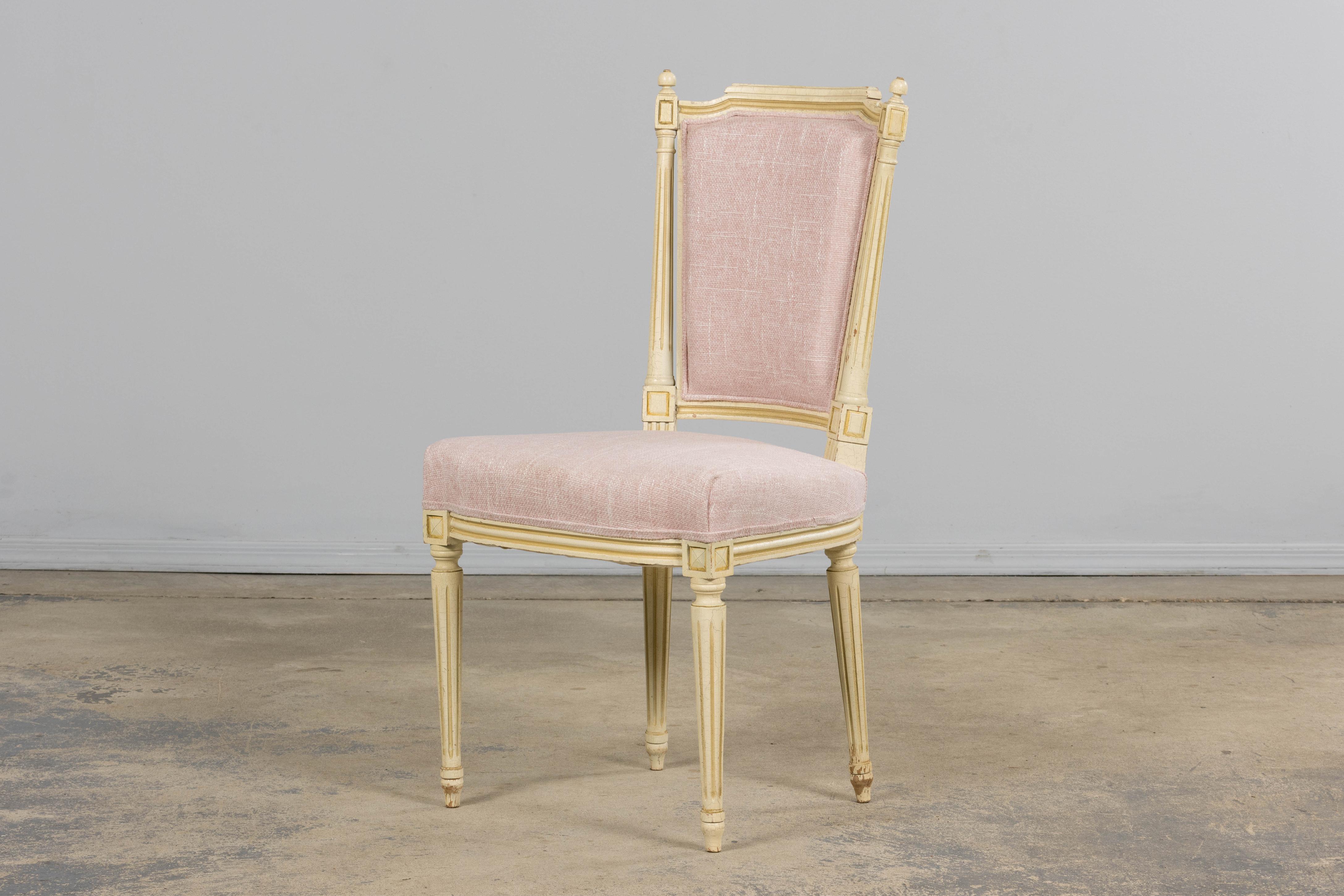 Antique French Louis XVI Style Painted Dining Chairs in Blush Pink - Set von 6 im Angebot 11