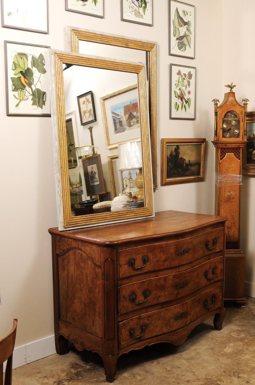 Antiguo Espejo Francés Estilo Luis XVI Pintado Dorado y Gris Suave en venta 5